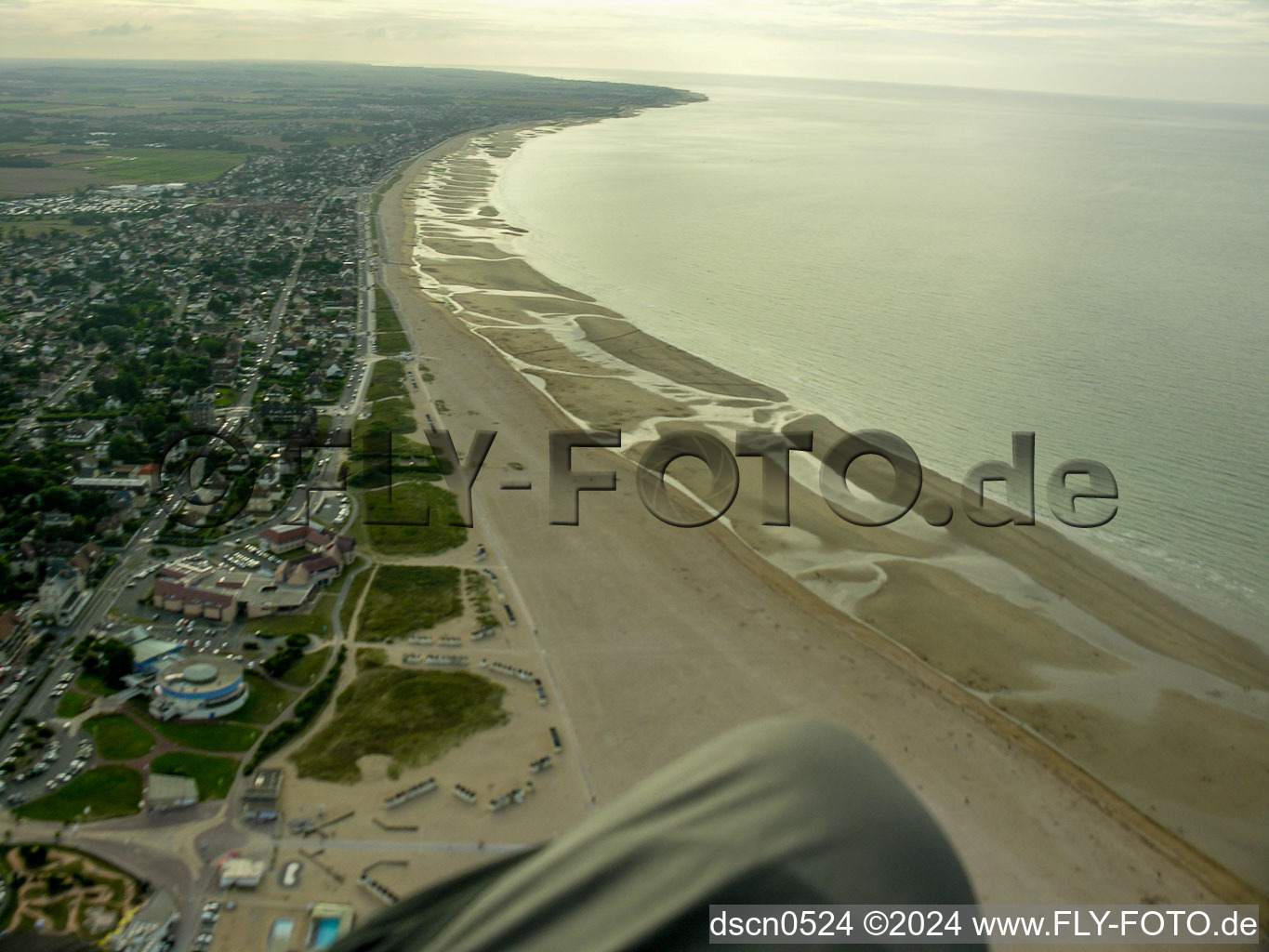 Vue aérienne de Ouistreham dans le département Calvados, France