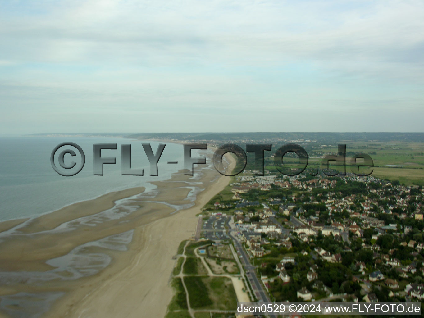 Vue aérienne de Merville-Franceville-Plage dans le département Calvados, France