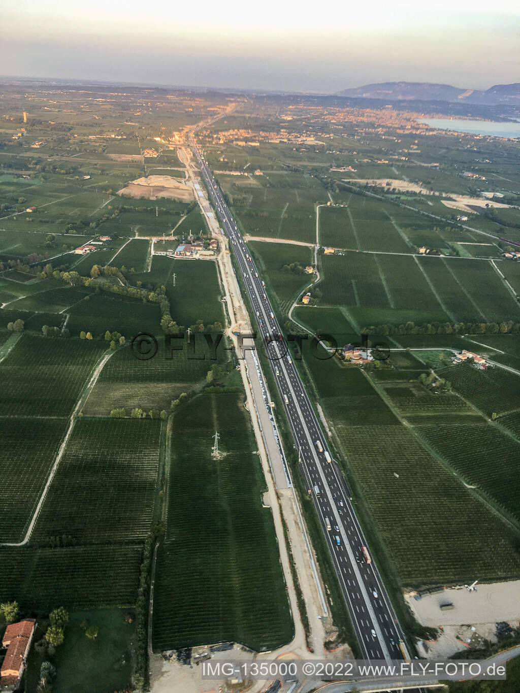 Vue aérienne de Pozzolengo dans le département Brescia, Italie