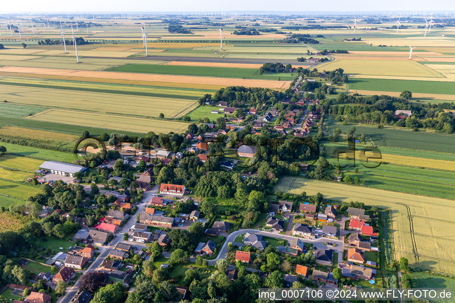 Vue aérienne de Barlt dans le département Schleswig-Holstein, Allemagne