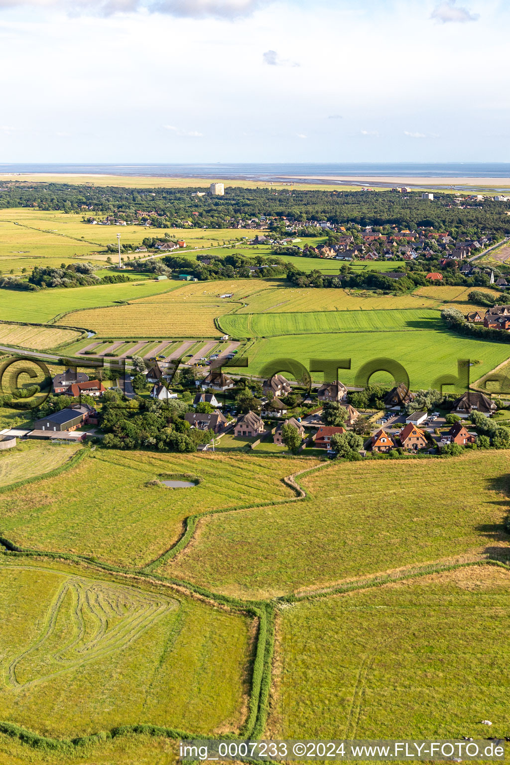 Vue aérienne de Maisons de vacances en Ording à le quartier Ording in Sankt Peter-Ording dans le département Schleswig-Holstein, Allemagne