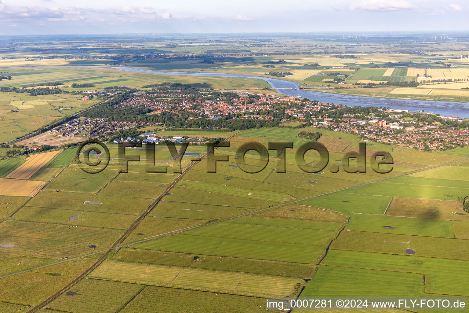 Vue aérienne de Tönning dans le département Schleswig-Holstein, Allemagne