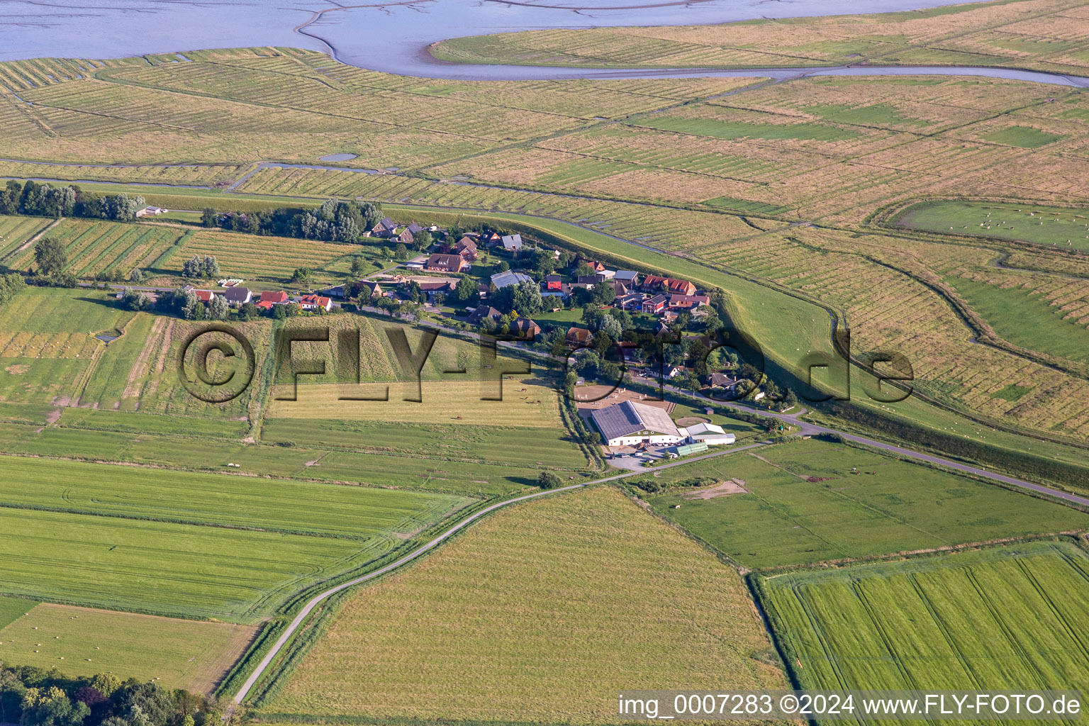 Vue aérienne de Quartier Olversum in Tönning dans le département Schleswig-Holstein, Allemagne