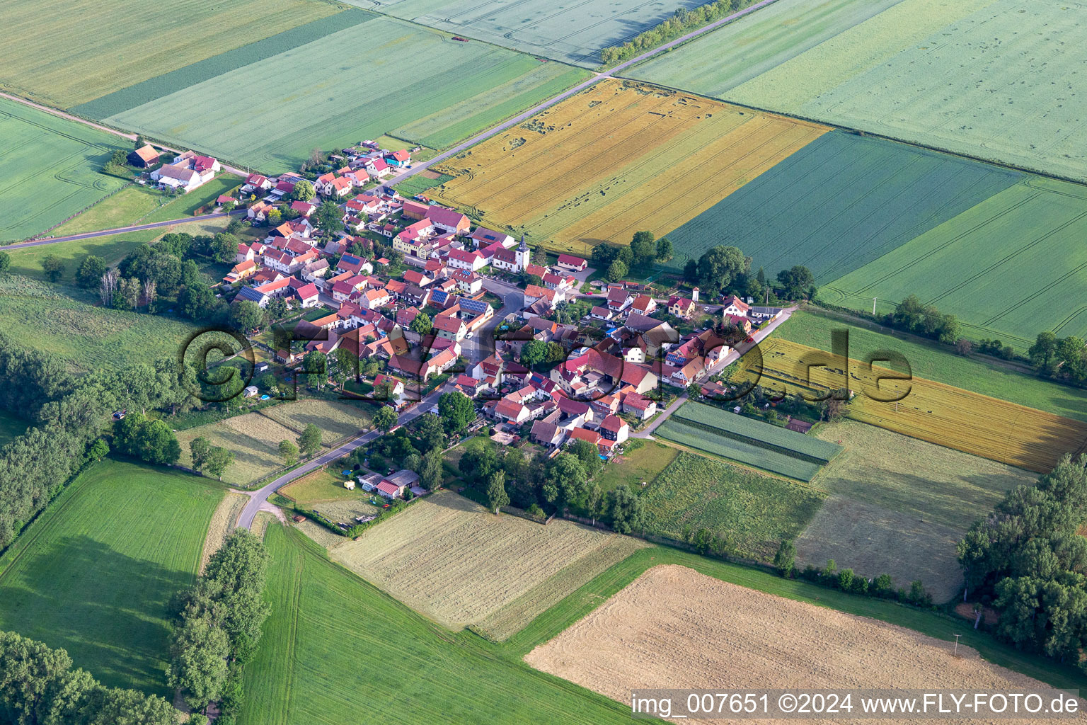 Photographie aérienne de Hausen dans le département Thuringe, Allemagne