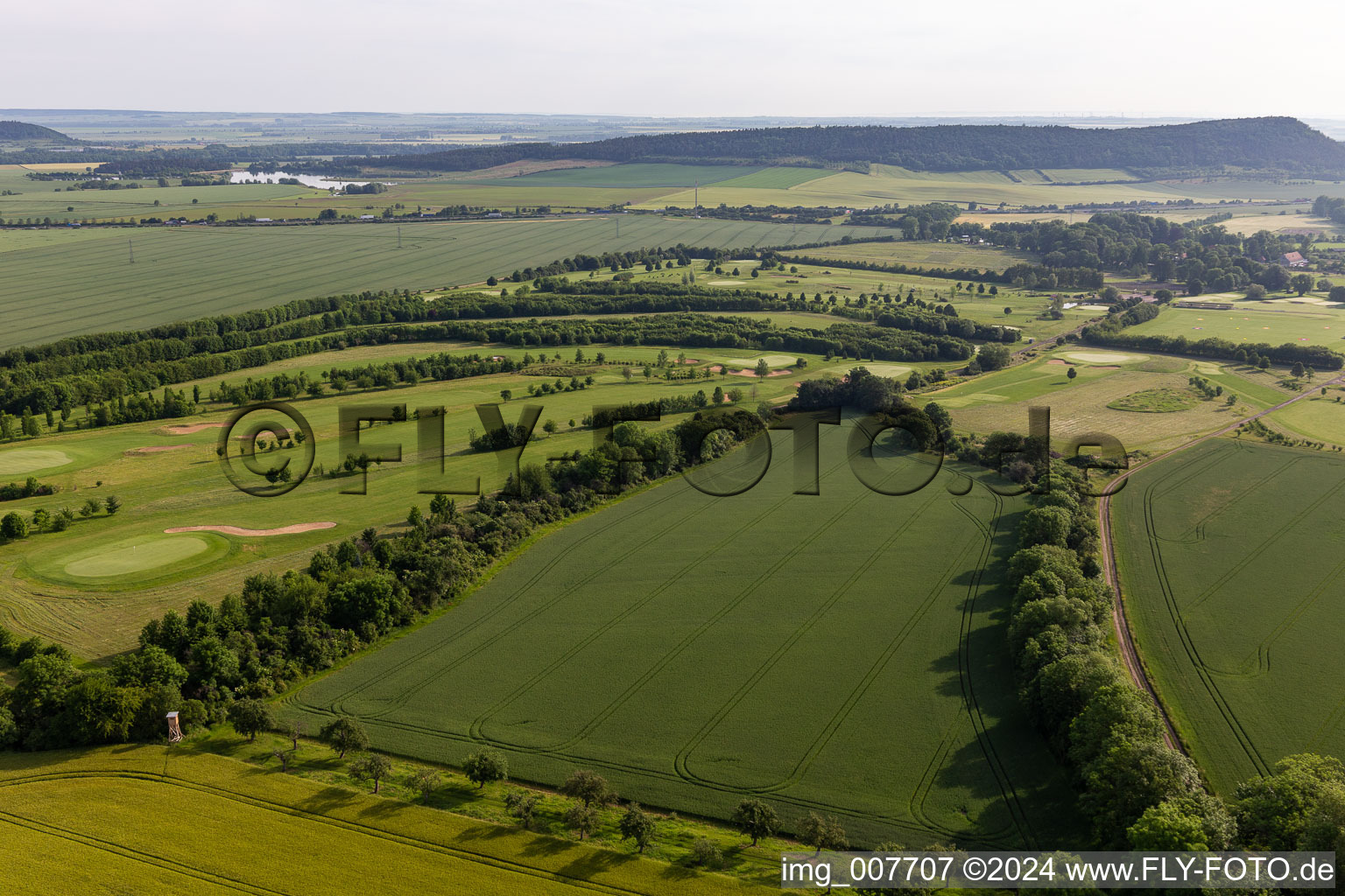 Club de golf de Thuringe Drei Gleichen Mühlberg eV à Mühlberg dans le département Thuringe, Allemagne hors des airs