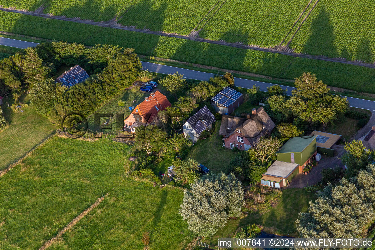 Schülpersieler Straße à Wesselburenerkoog dans le département Schleswig-Holstein, Allemagne hors des airs