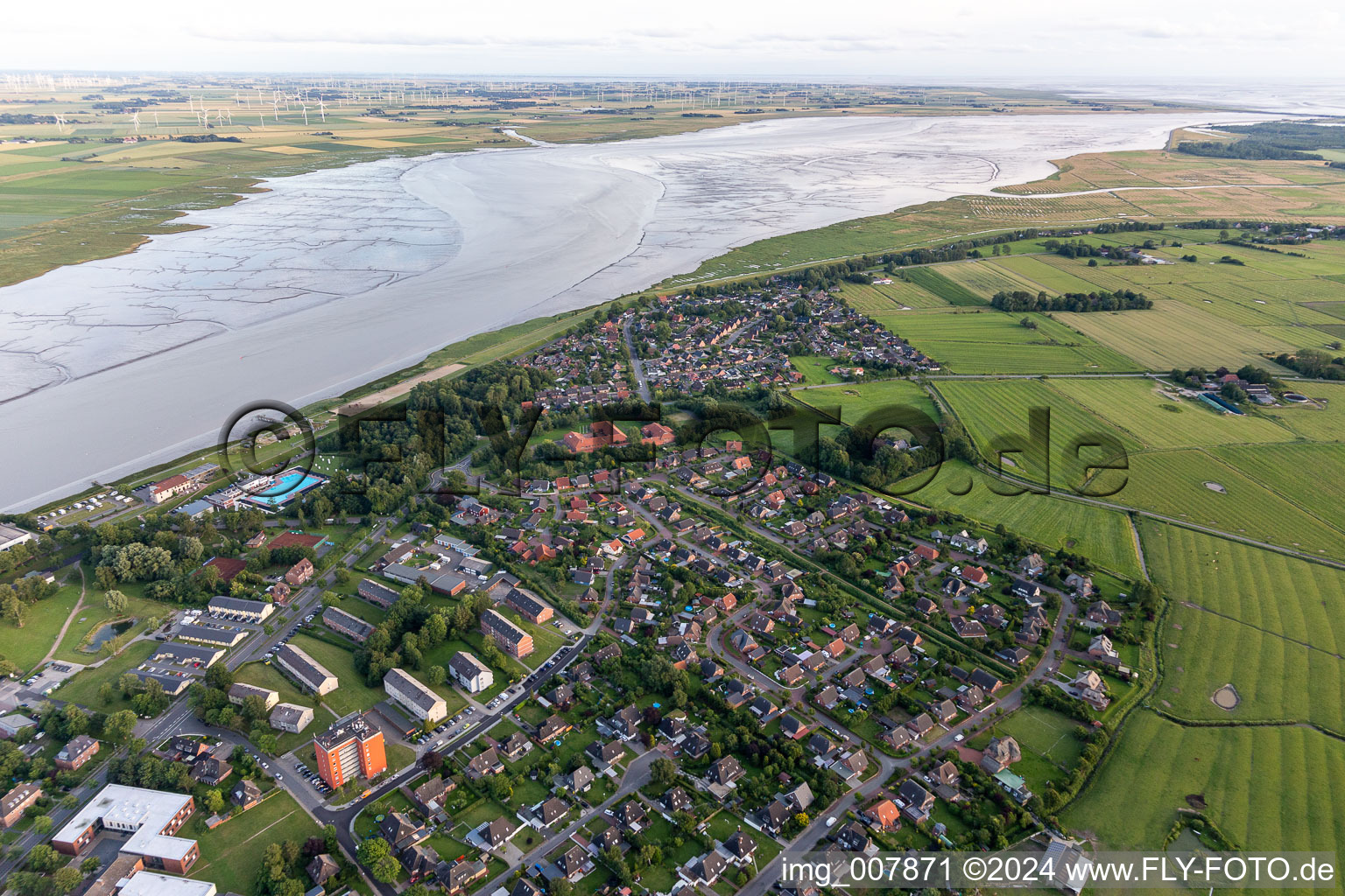 Vue d'oiseau de Tönning dans le département Schleswig-Holstein, Allemagne