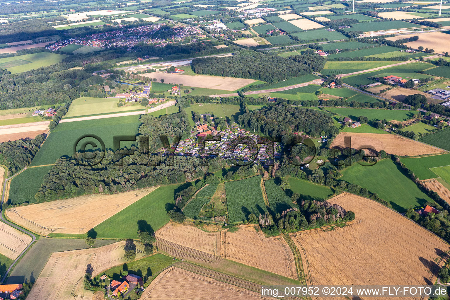 Vue oblique de Aire de loisirs de Waldvelen, vente familiale der Buss à Velen dans le département Rhénanie du Nord-Westphalie, Allemagne