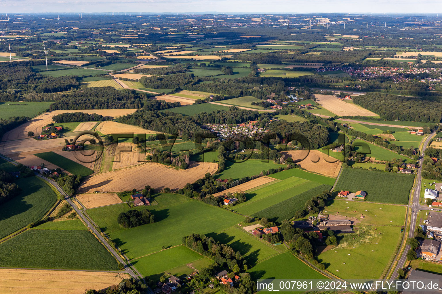 Aire de loisirs de Waldvelen, vente familiale der Buss à Velen dans le département Rhénanie du Nord-Westphalie, Allemagne depuis l'avion