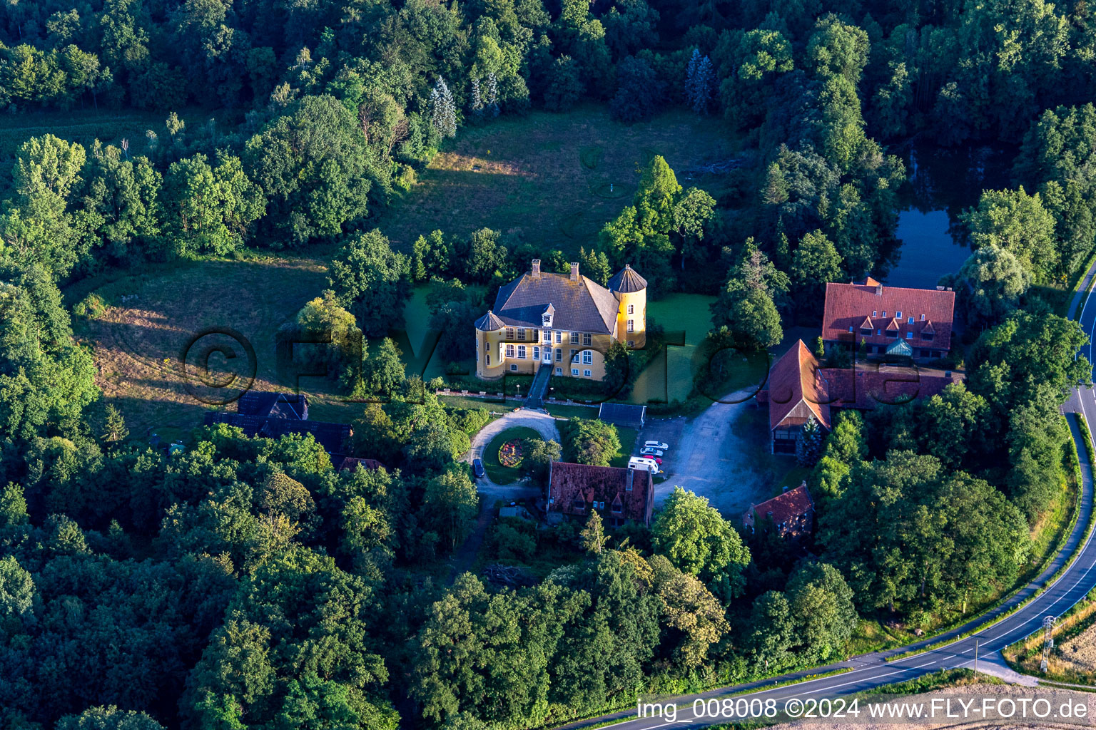 Vue aérienne de Schloss Hôtel Schloss Diepenbrock à le quartier Barlo in Bocholt dans le département Rhénanie du Nord-Westphalie, Allemagne