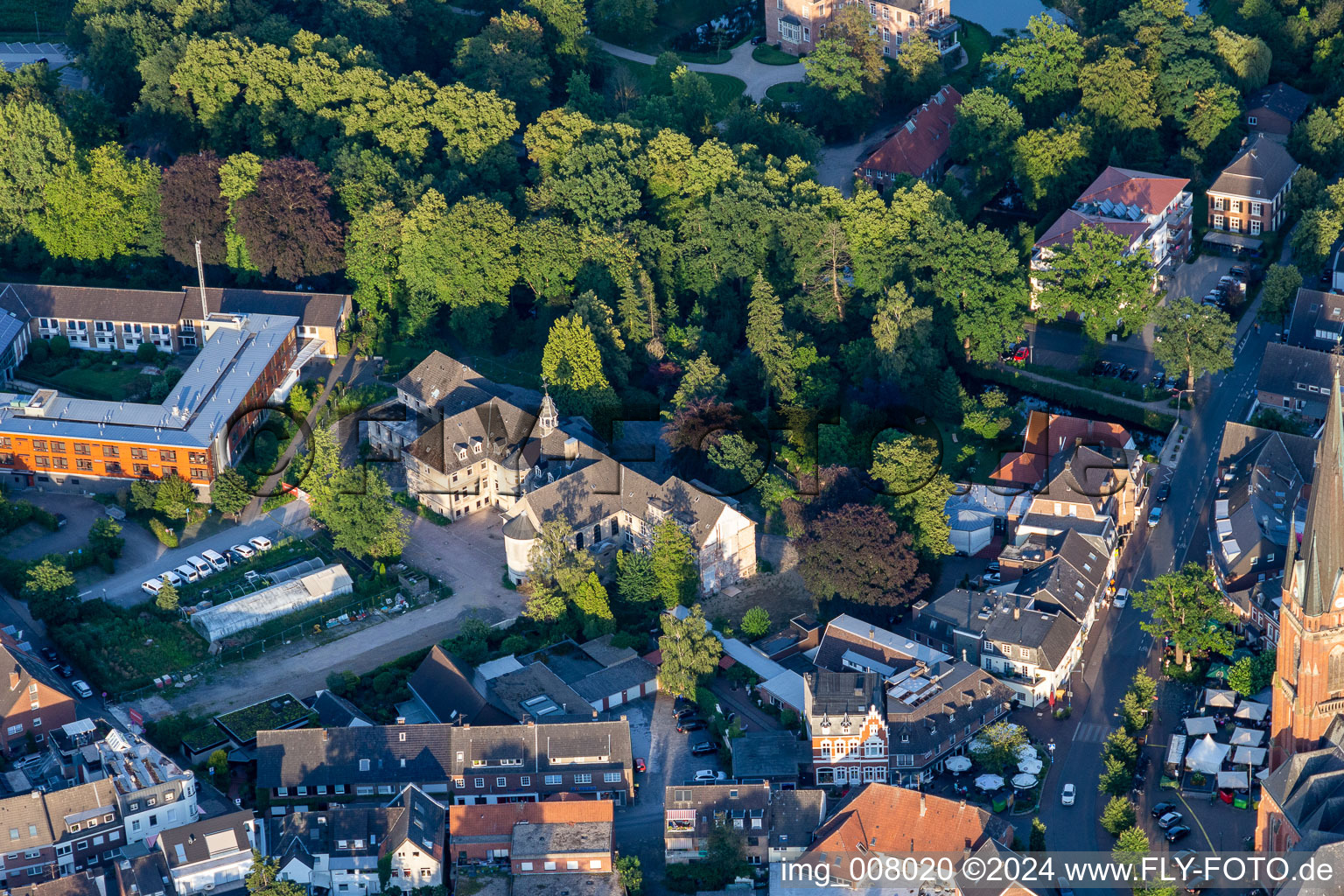 Rhede dans le département Rhénanie du Nord-Westphalie, Allemagne vue d'en haut