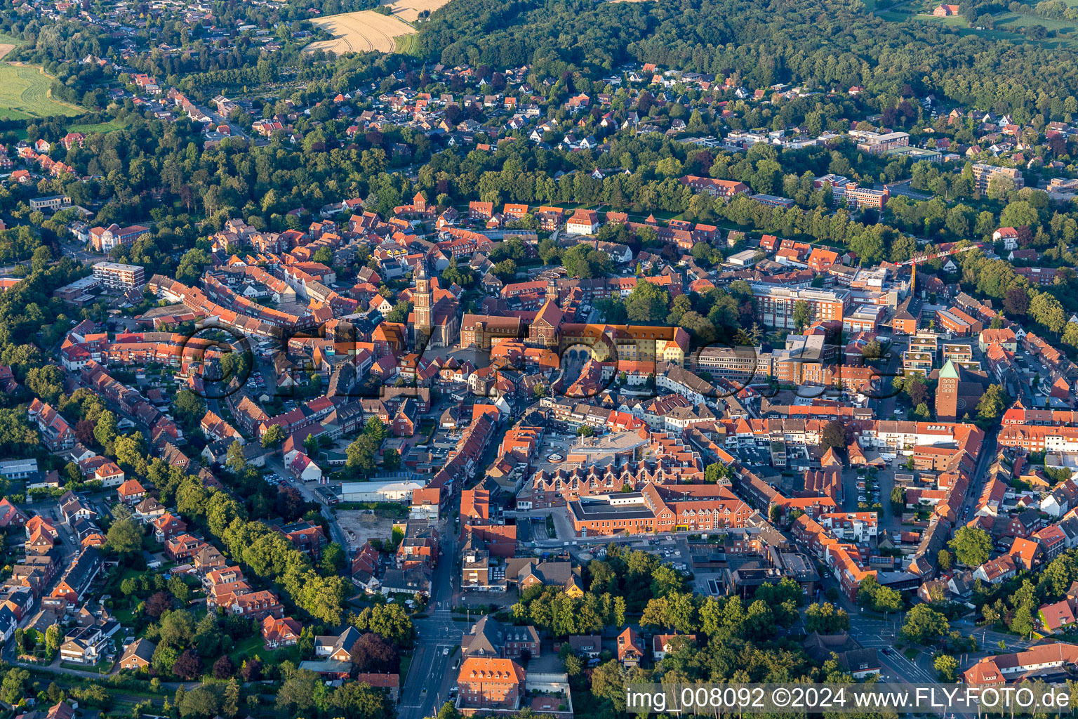 Vue aérienne de Vue des rues et des maisons des quartiers résidentiels à le quartier Coesfeld-Stadt in Coesfeld dans le département Rhénanie du Nord-Westphalie, Allemagne