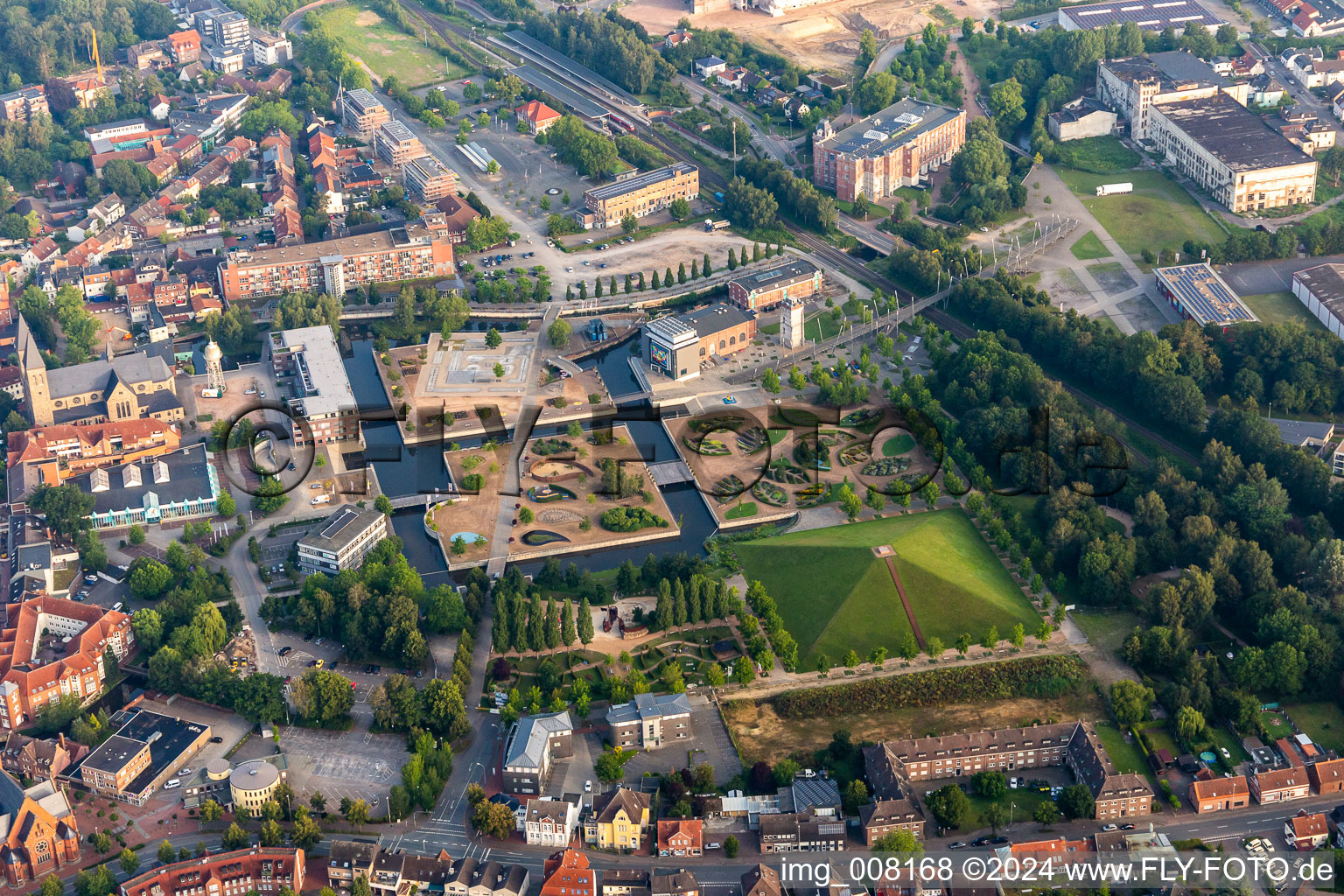 Vue aérienne de LAGA, musée du rock'n'pop à Gronau dans le département Rhénanie du Nord-Westphalie, Allemagne