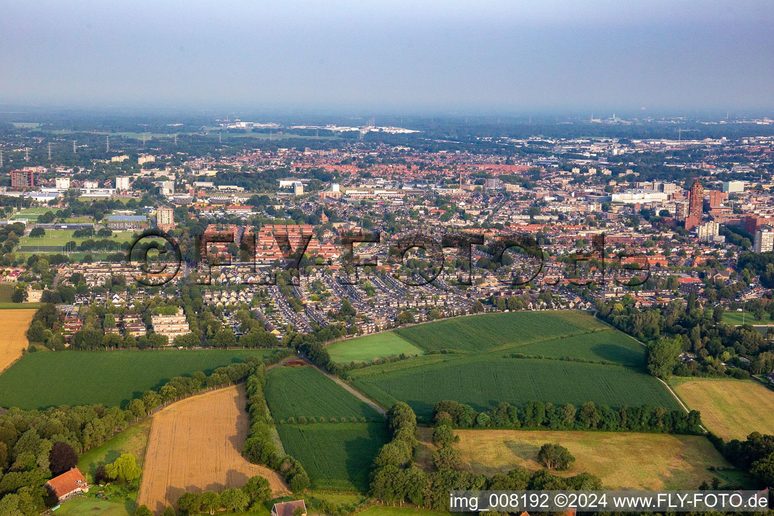 Photographie aérienne de Enschede dans le département Overijssel, Pays-Bas