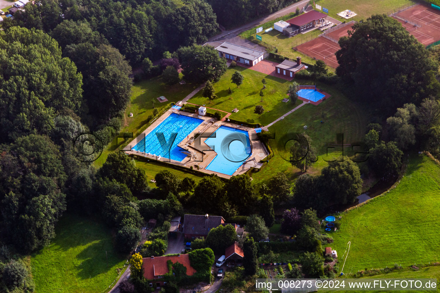 Vue aérienne de Piscine extérieure à Velen dans le département Rhénanie du Nord-Westphalie, Allemagne