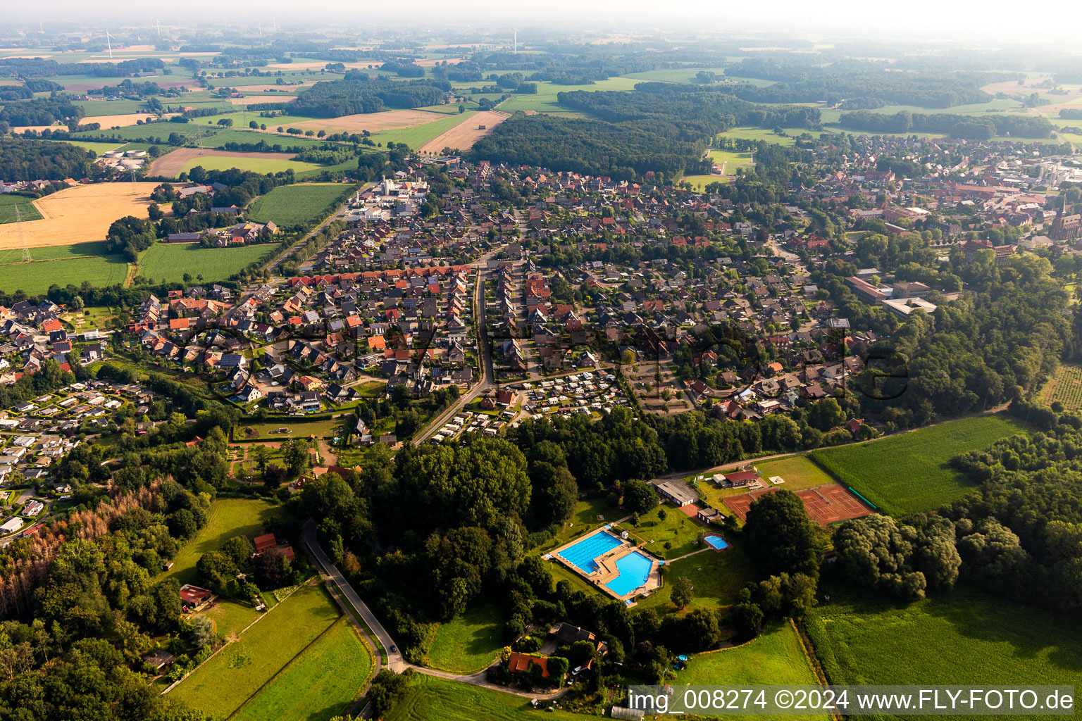 Vue d'oiseau de Velen dans le département Rhénanie du Nord-Westphalie, Allemagne