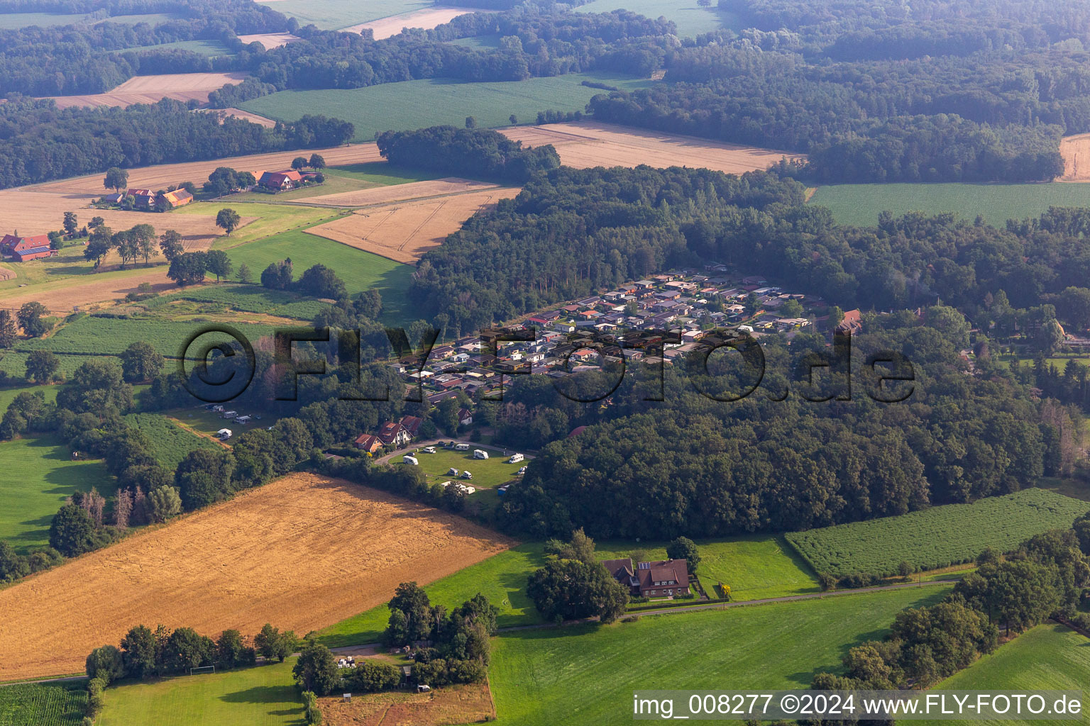 Image drone de Aire de loisirs de Waldvelen, vente familiale der Buss à Velen dans le département Rhénanie du Nord-Westphalie, Allemagne