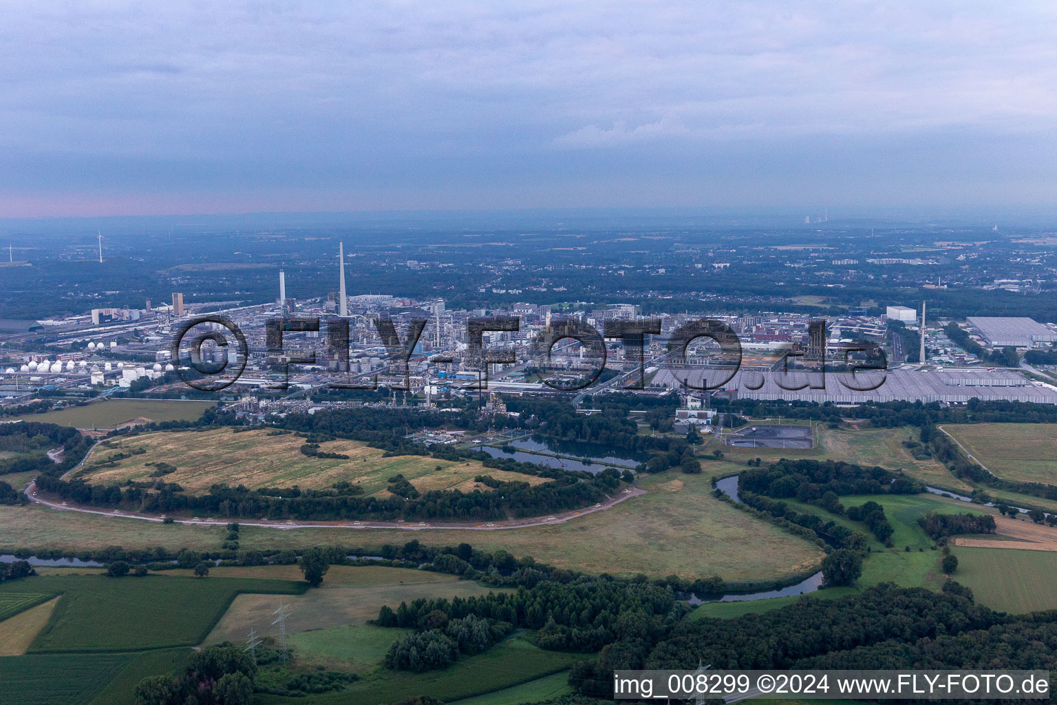 Vue aérienne de Parc chimique Marl à le quartier Chemiezone in Marl dans le département Rhénanie du Nord-Westphalie, Allemagne