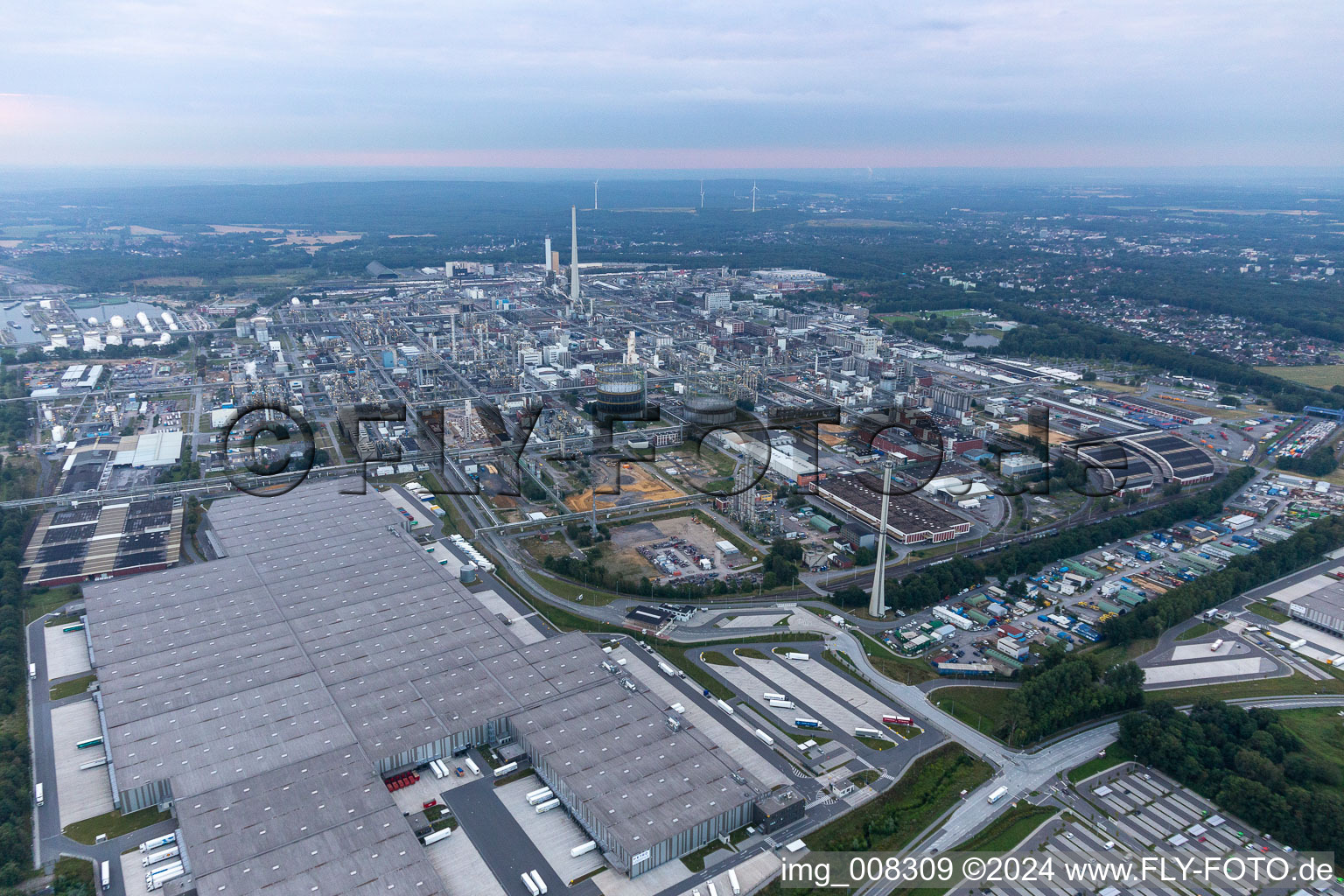 Vue aérienne de Logistique centrale métropolitaine, parc chimique Marl à le quartier Chemiezone in Marl dans le département Rhénanie du Nord-Westphalie, Allemagne