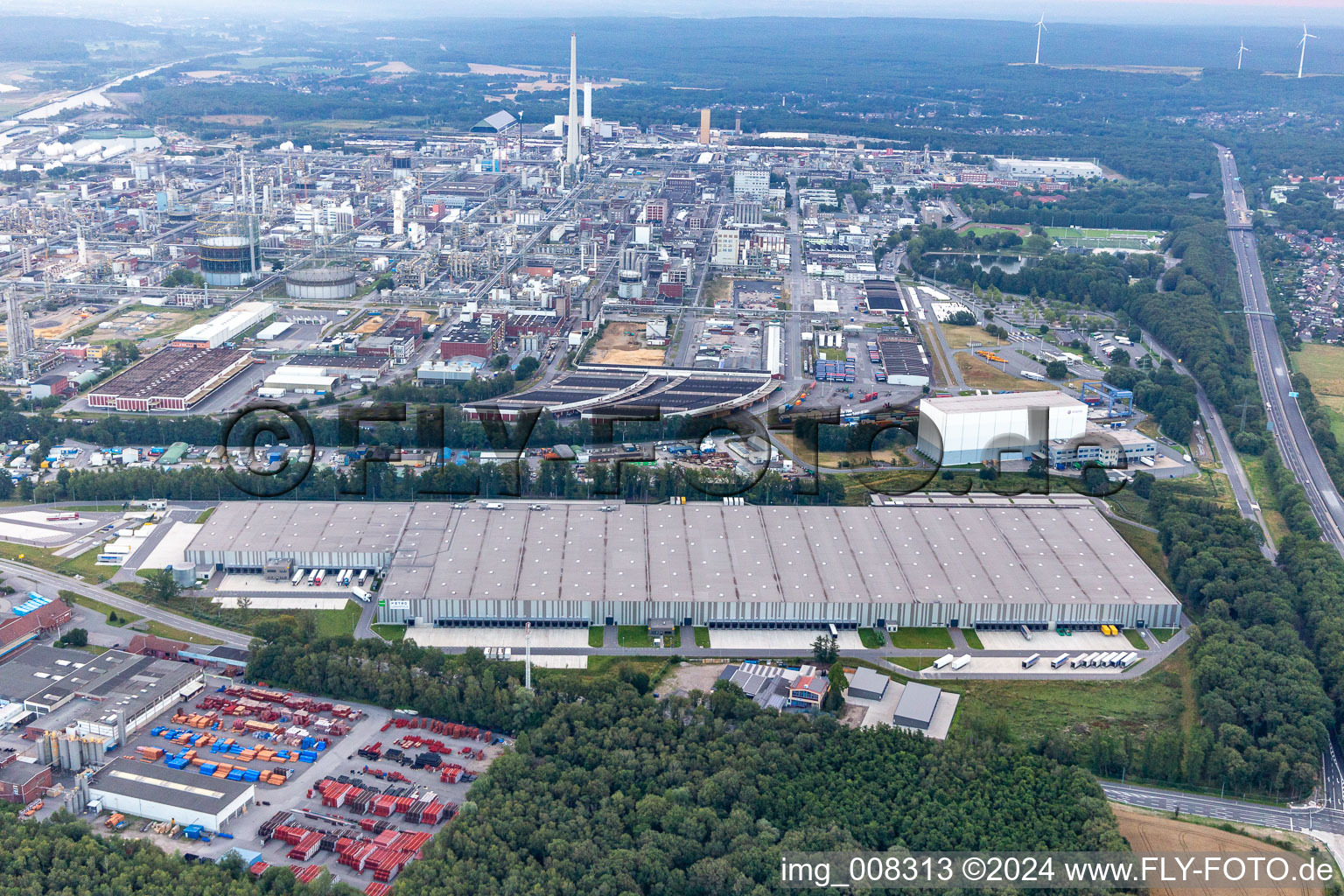 Photographie aérienne de Anger Systemtechnik, Metro Central Logistique à le quartier Brassert in Marl dans le département Rhénanie du Nord-Westphalie, Allemagne