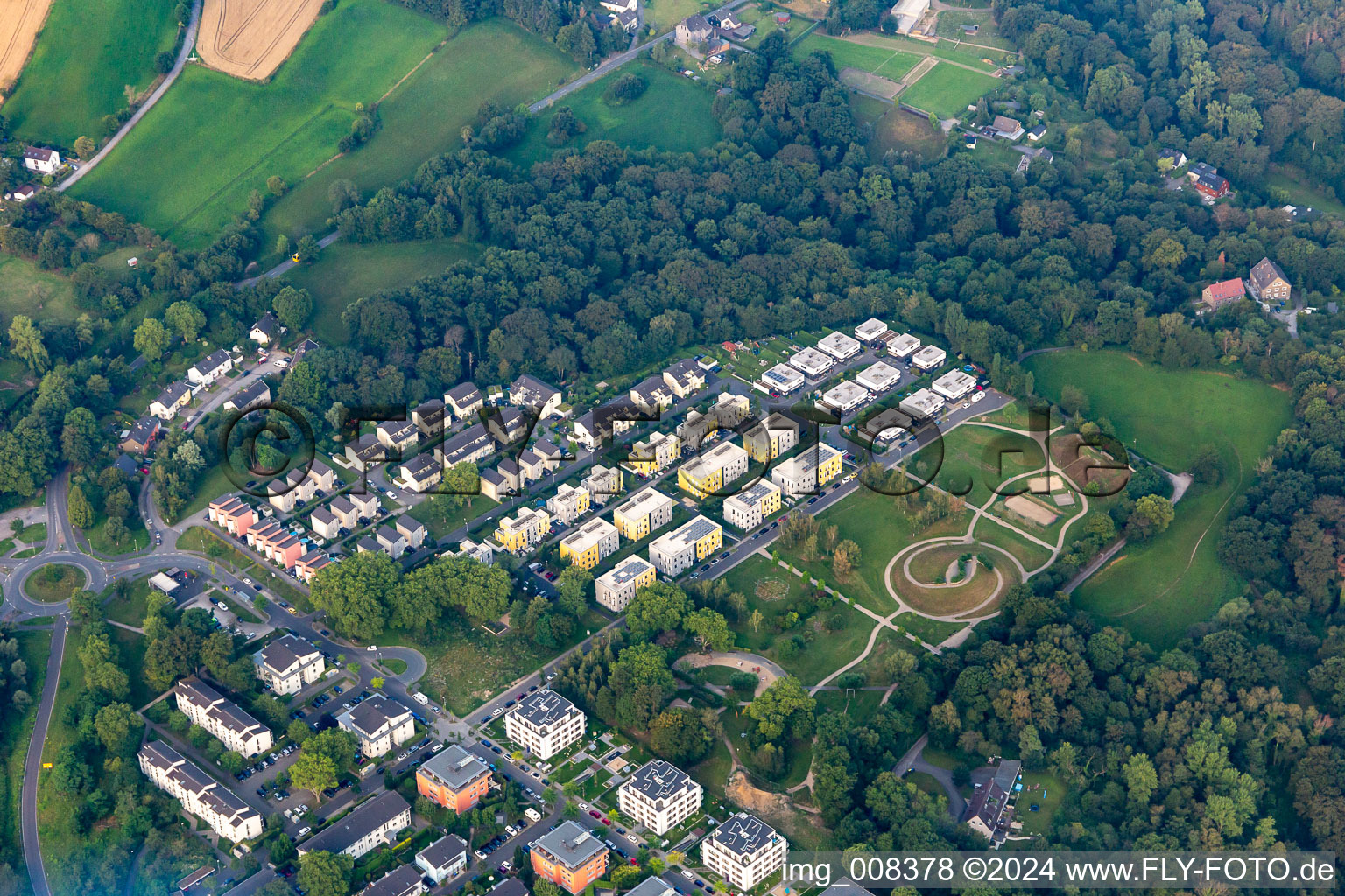 Vue aérienne de Parc de jeux Kupferdreh à Dilldorfer Höhe à le quartier Kupferdreh in Essen dans le département Rhénanie du Nord-Westphalie, Allemagne