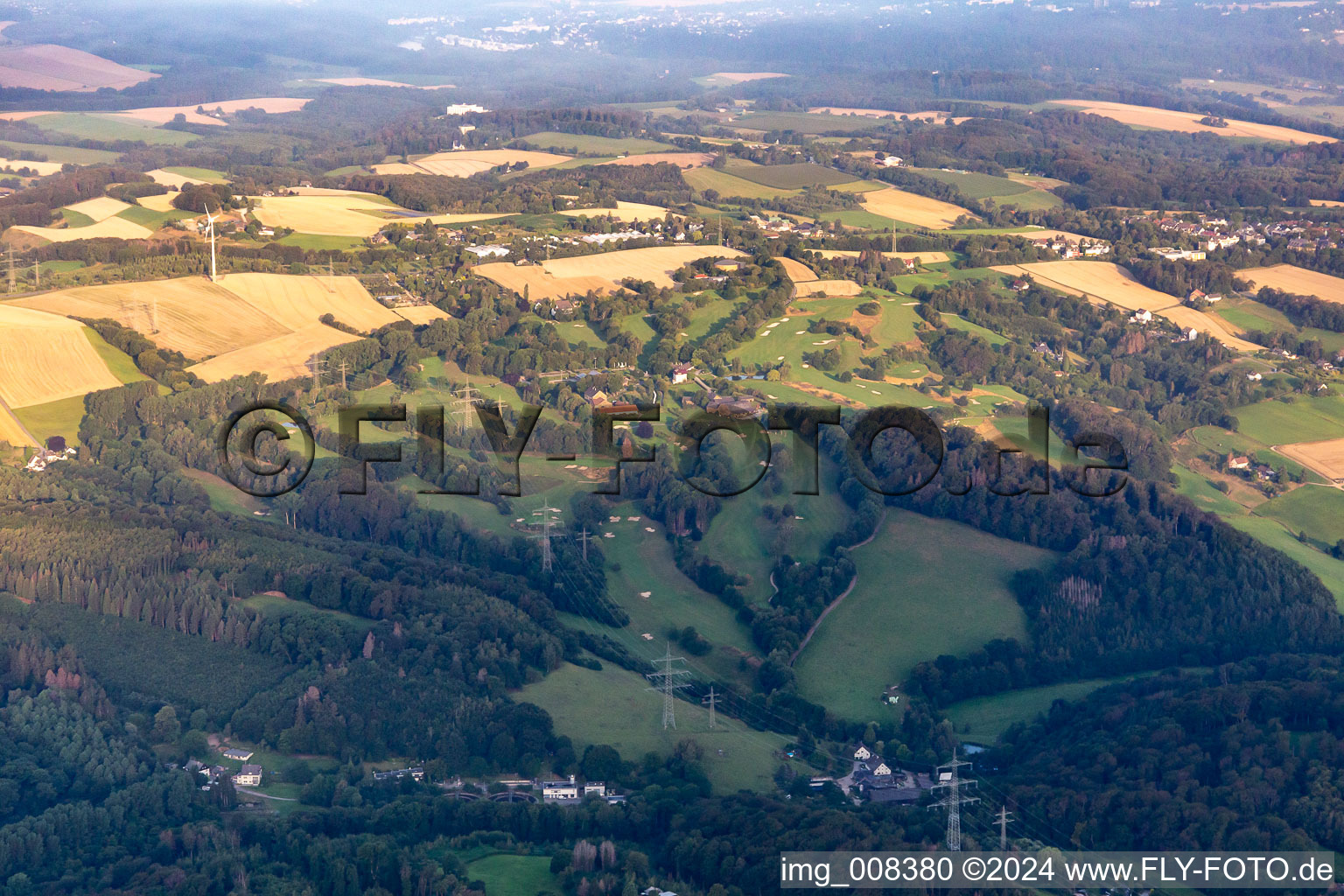 Vue aérienne de Club de golf Essen-Heidhausen à le quartier Heidhausen in Essen dans le département Rhénanie du Nord-Westphalie, Allemagne