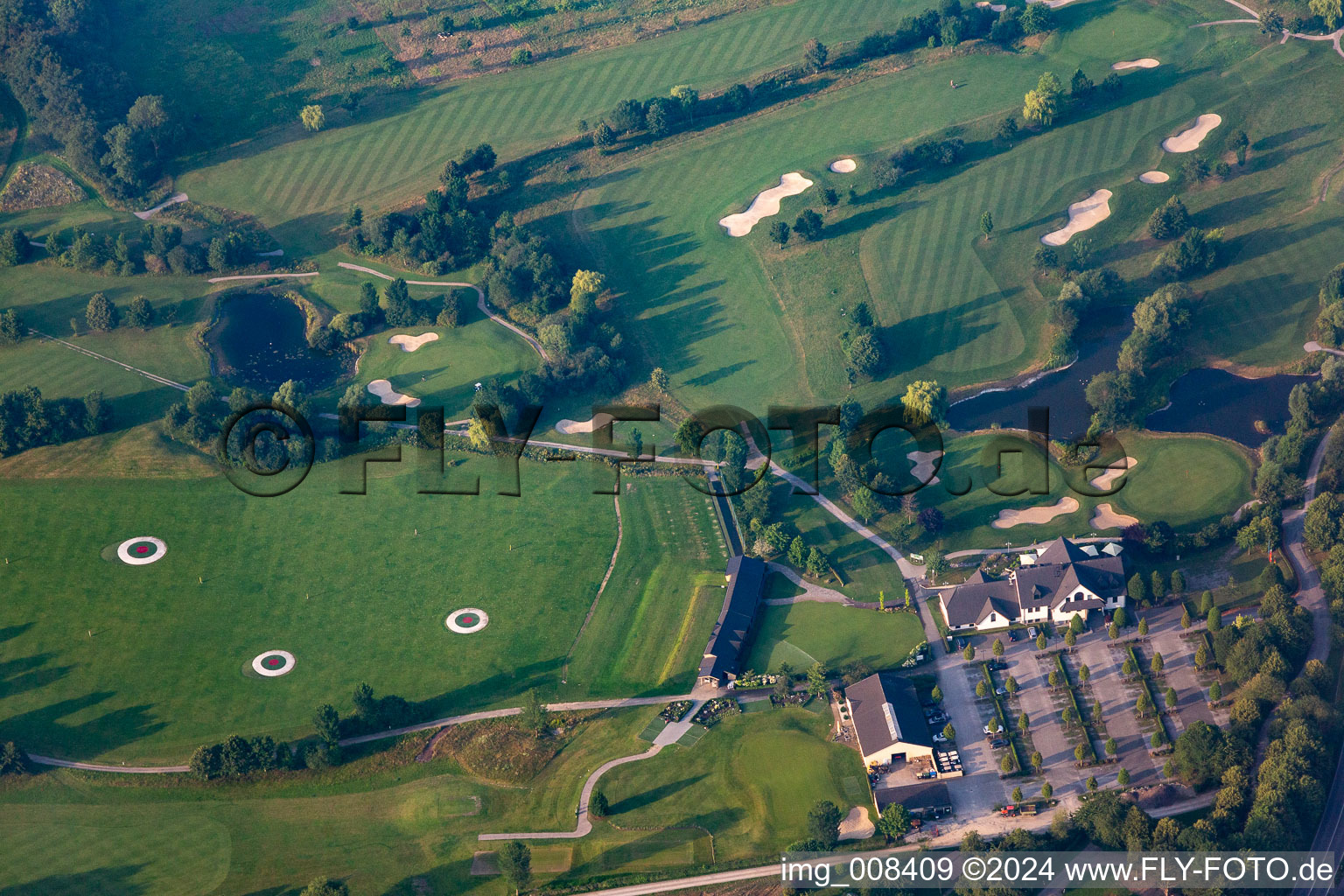 Vue aérienne de Club de golf Hahn-Düsseltal 1994 eV à le quartier Gruiten in Haan dans le département Rhénanie du Nord-Westphalie, Allemagne