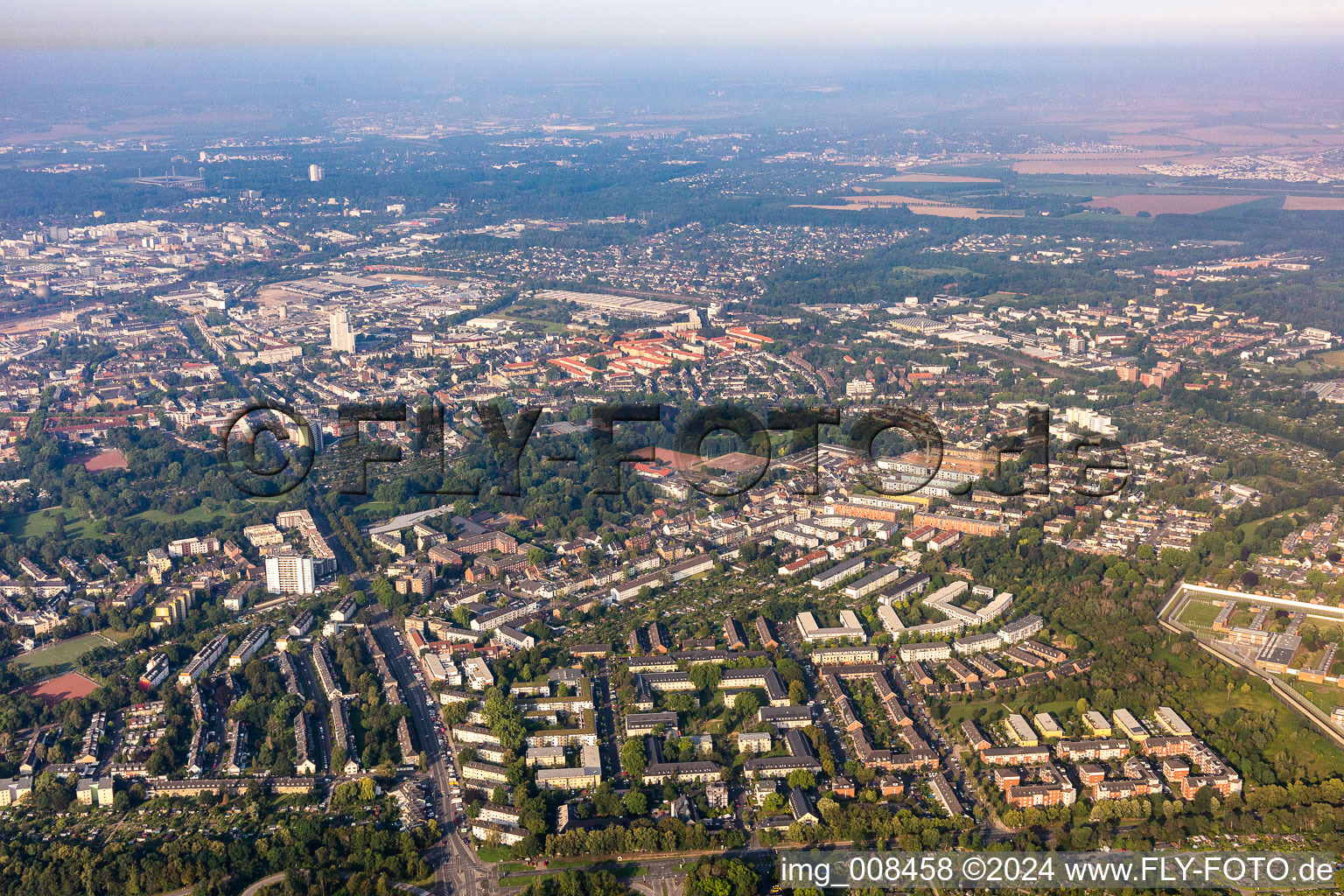 Vue aérienne de Quartier Ossendorf in Köln dans le département Rhénanie du Nord-Westphalie, Allemagne