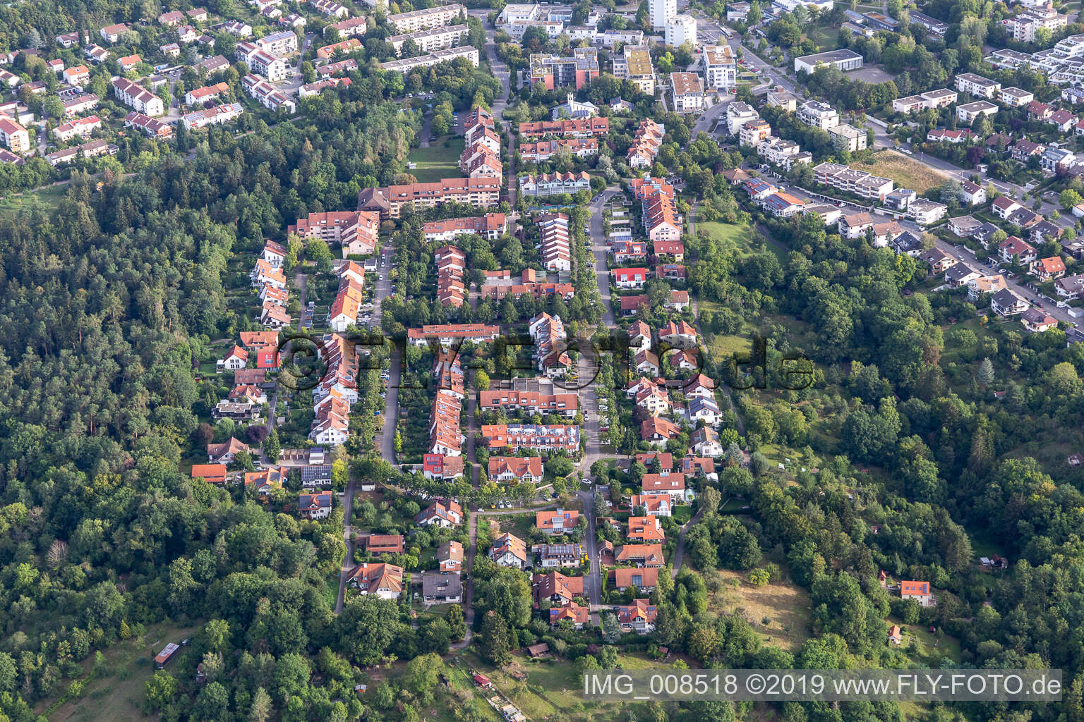 Vue aérienne de Baignoire à Tübingen dans le département Bade-Wurtemberg, Allemagne