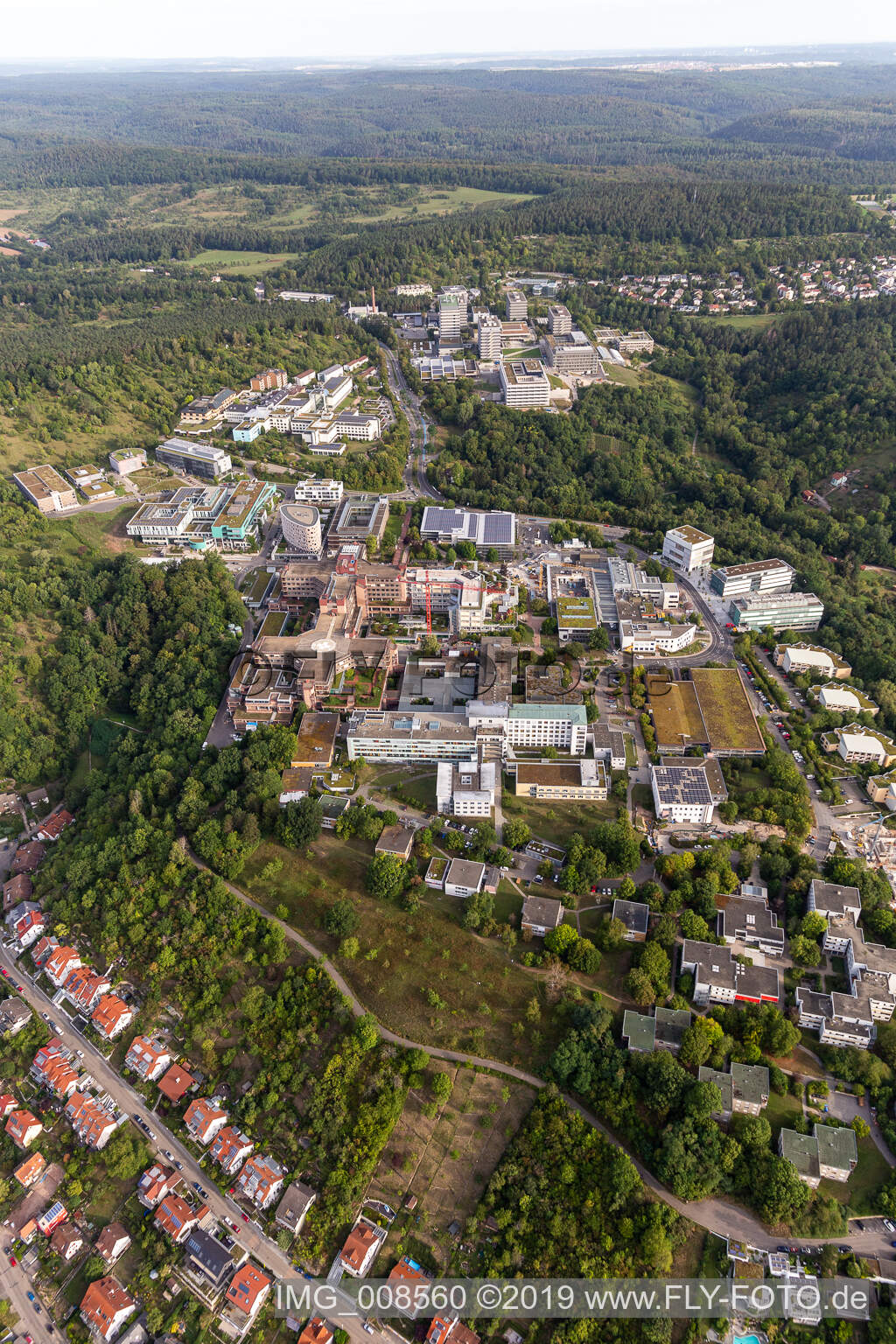 Clinique BG, Université et Hôpital Universitaire Tübingen à Tübingen dans le département Bade-Wurtemberg, Allemagne du point de vue du drone