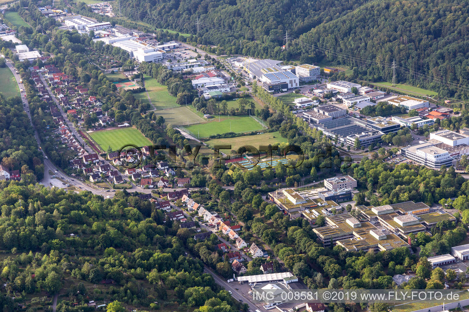 Photographie aérienne de Derendingen à le quartier Gartenstadt in Tübingen dans le département Bade-Wurtemberg, Allemagne