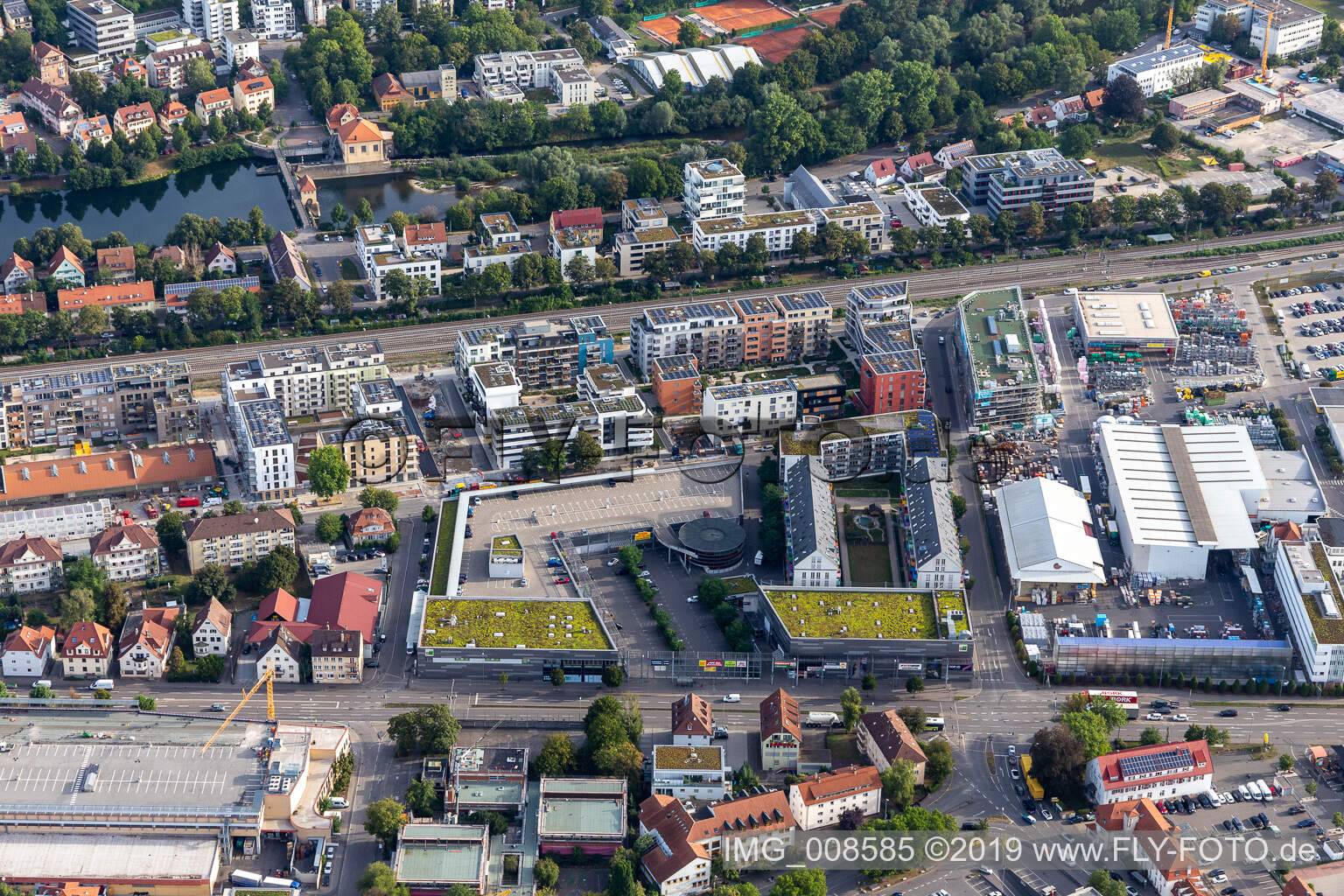 Vue aérienne de Schaffhausenstrasse, Eisenbahnstrasse à Tübingen dans le département Bade-Wurtemberg, Allemagne