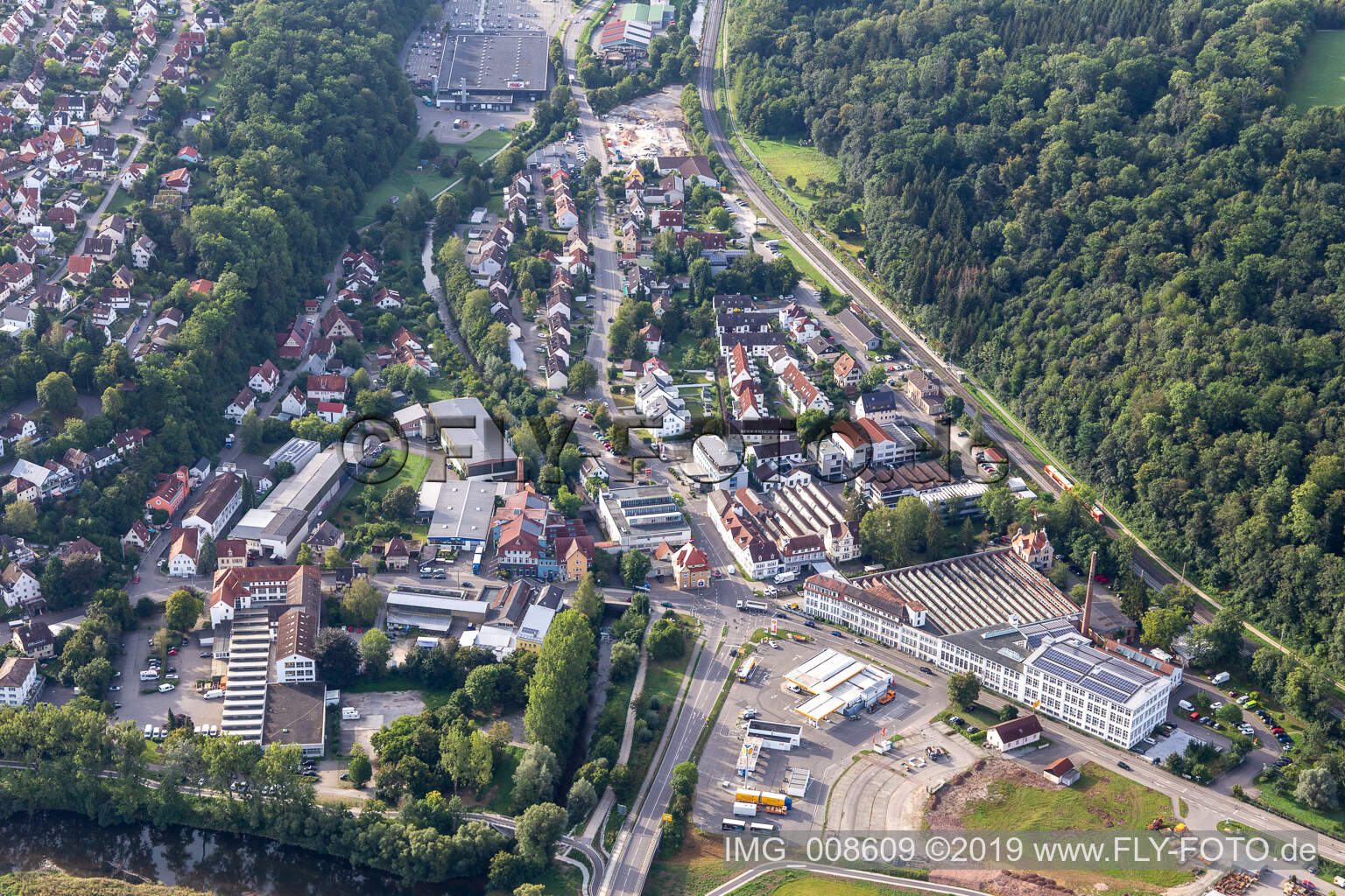 Vue aérienne de Kirchentellinsfurt dans le département Bade-Wurtemberg, Allemagne