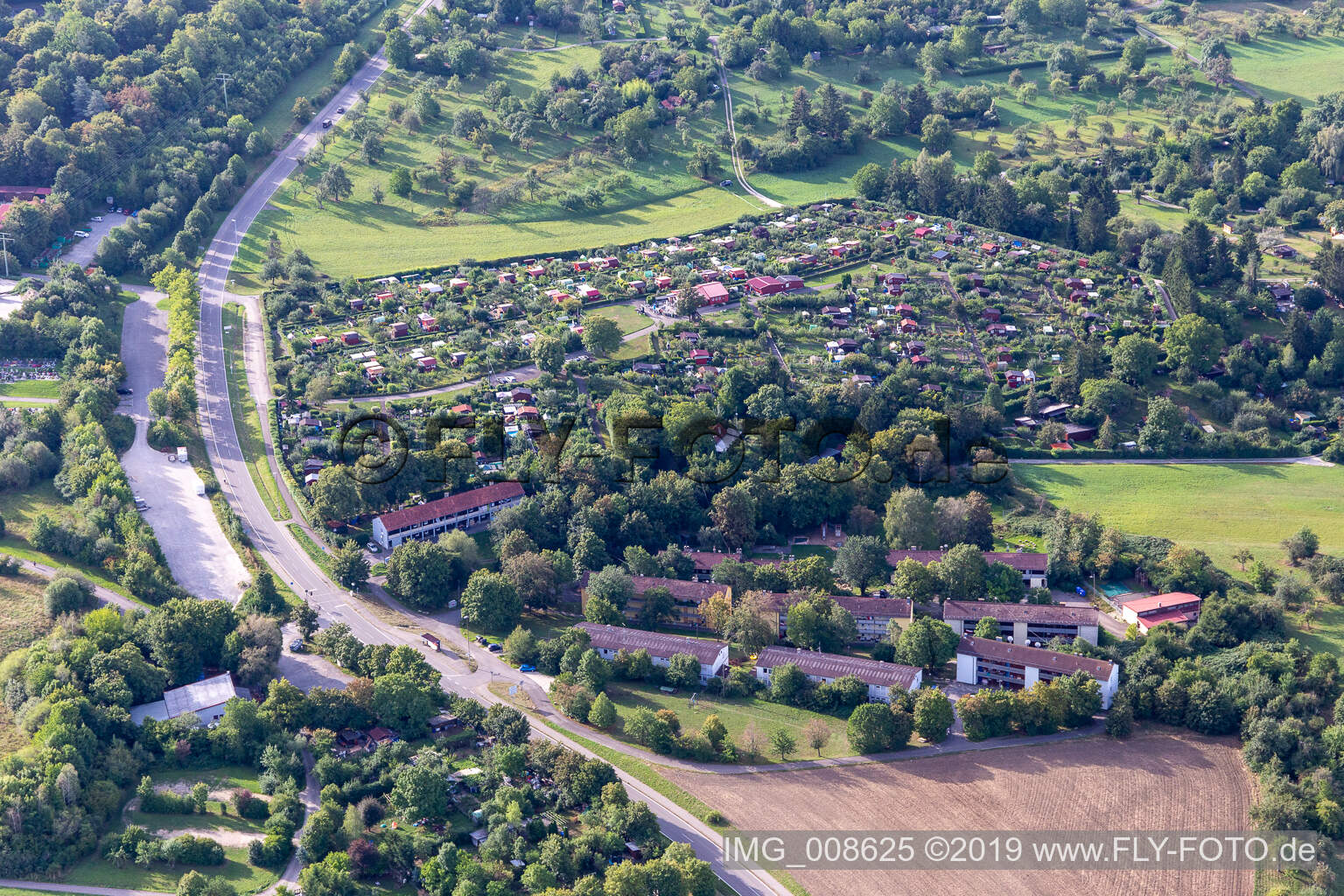 Vue aérienne de Jardins familiaux Wackersbronn à Reutlingen dans le département Bade-Wurtemberg, Allemagne