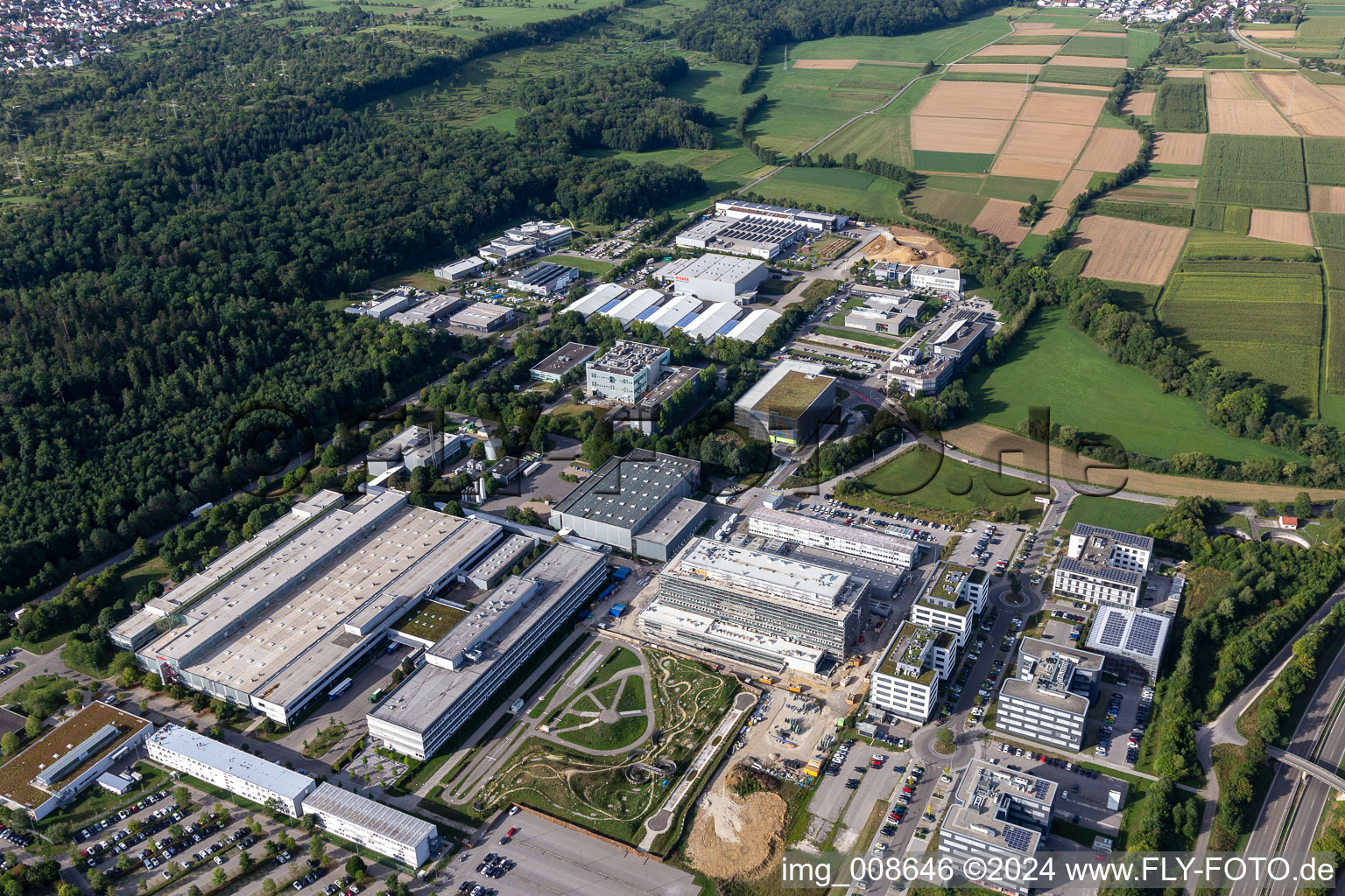 Vue aérienne de Bosch AG à le quartier Jettenburg in Kusterdingen dans le département Bade-Wurtemberg, Allemagne