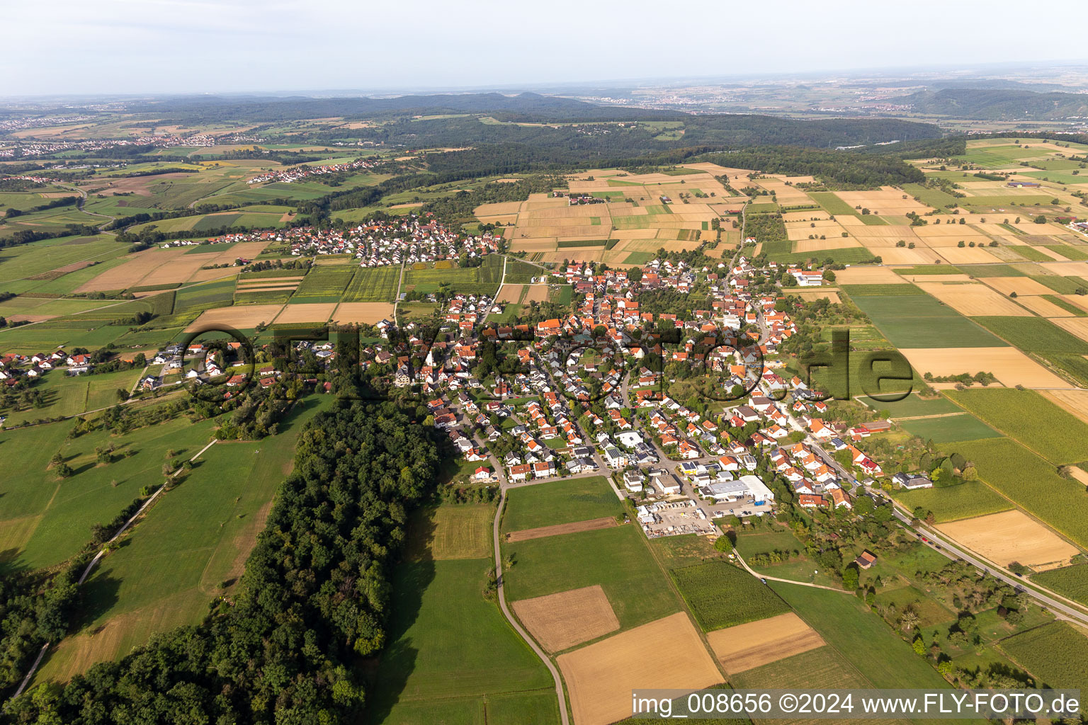 Vue aérienne de Quartier Mähringen in Kusterdingen dans le département Bade-Wurtemberg, Allemagne