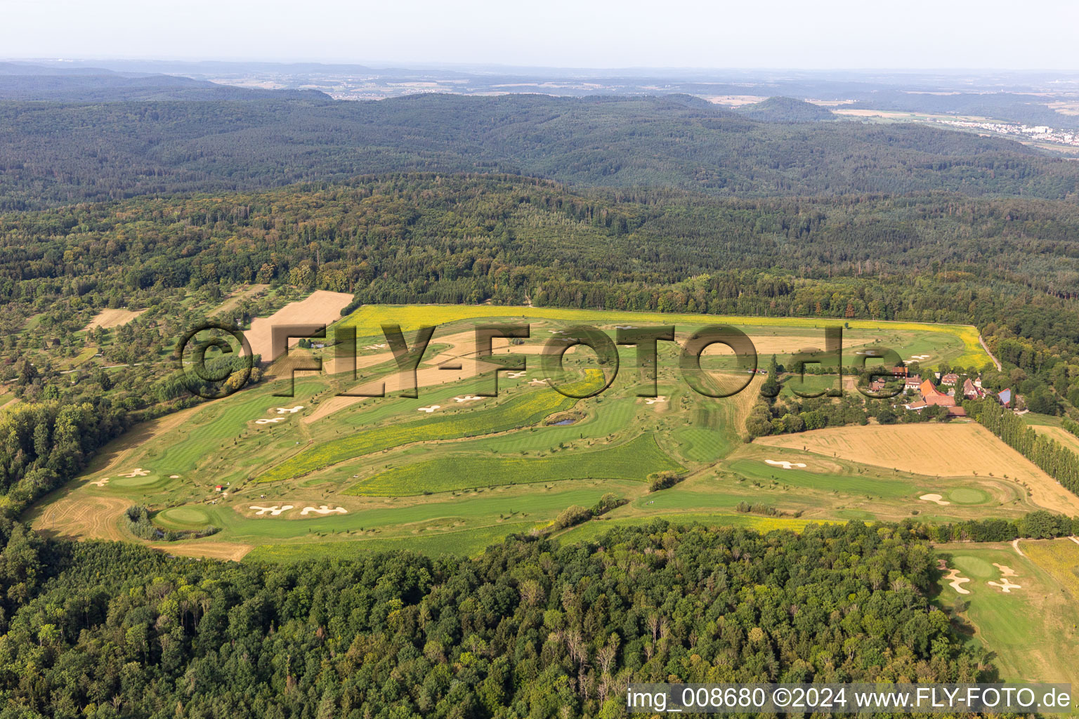 Superficie du terrain de golf Golfclub Schloss Kressbach à Kressbach dans le département Bade-Wurtemberg, Allemagne vue d'en haut