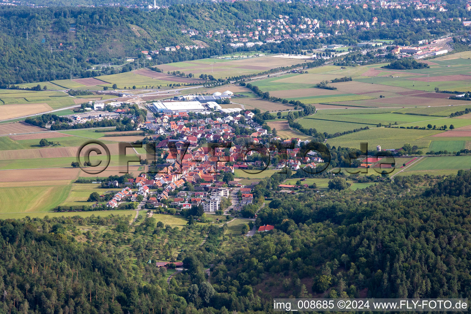 Vue aérienne de Du sud à le quartier Weilheim in Tübingen dans le département Bade-Wurtemberg, Allemagne