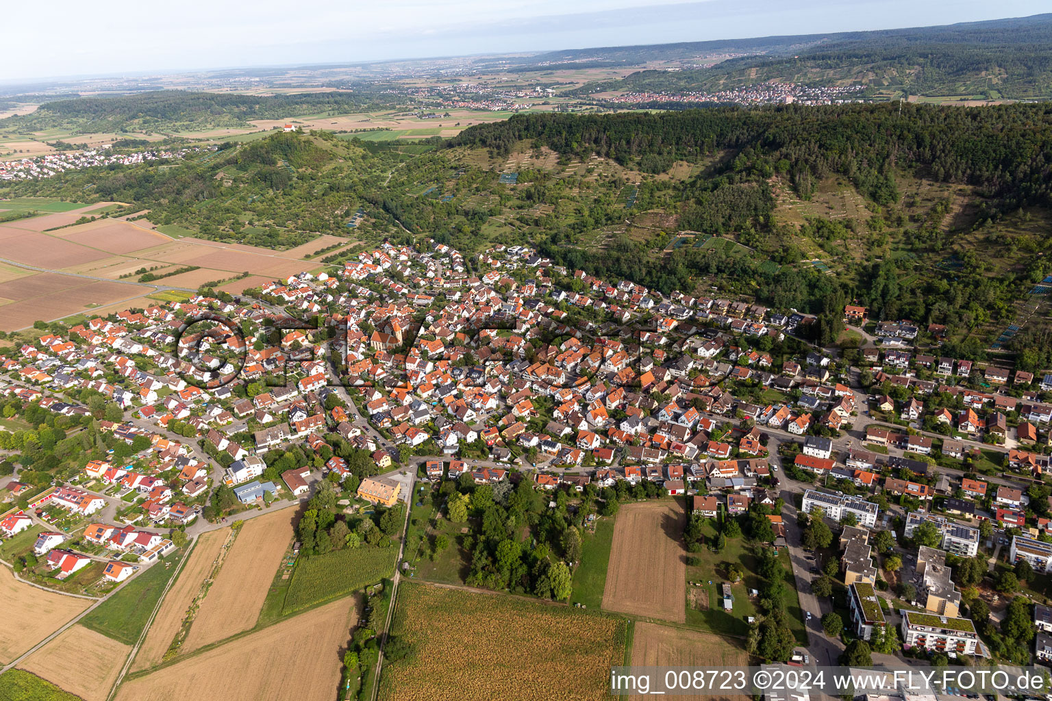 Vue aérienne de Du sud-est à le quartier Hirschau in Tübingen dans le département Bade-Wurtemberg, Allemagne