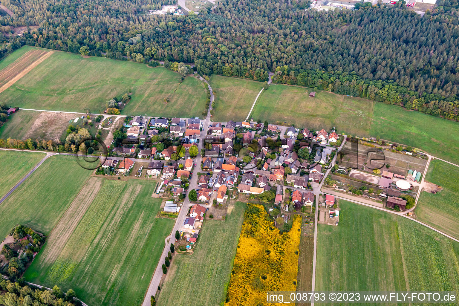 Vue aérienne de Quartier Schiftung in Sinzheim dans le département Bade-Wurtemberg, Allemagne