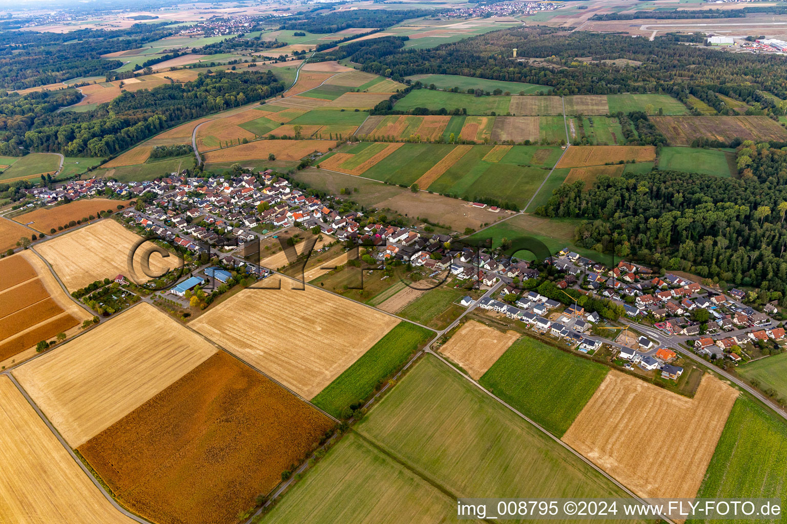 Vue aérienne de Quartier Leiberstung in Sinzheim dans le département Bade-Wurtemberg, Allemagne