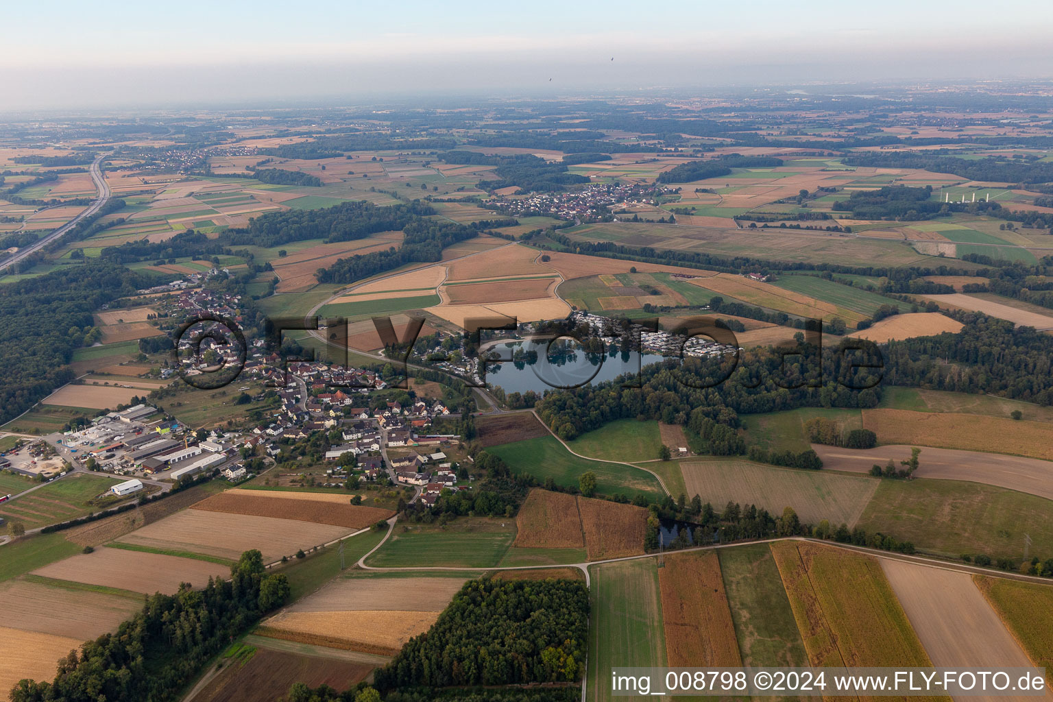 Vue aérienne de Caravanes et tentes - camping et camping Adam oHG à le quartier Oberbruch in Bühl dans le département Bade-Wurtemberg, Allemagne