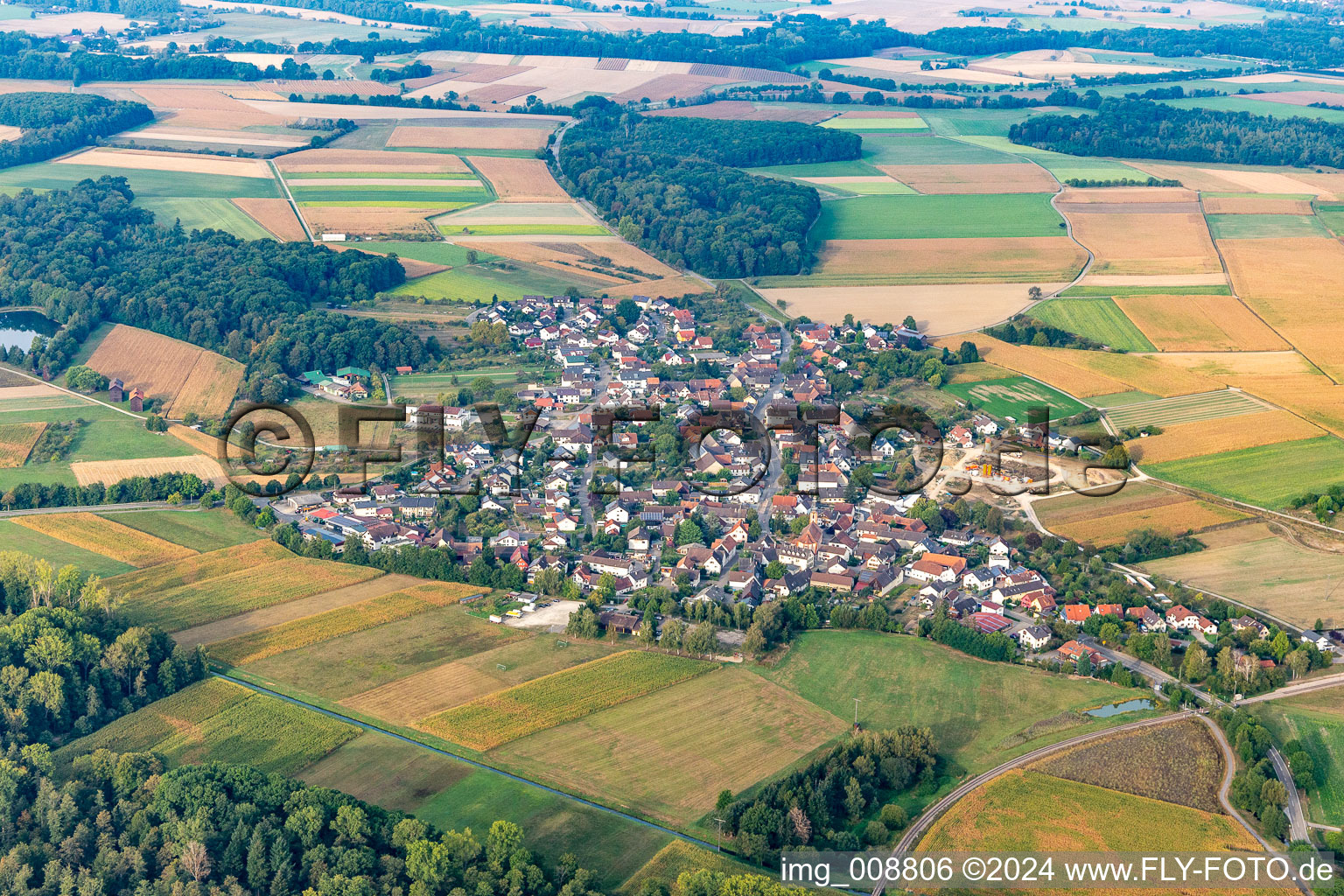 Vue aérienne de Quartier Moos in Bühl dans le département Bade-Wurtemberg, Allemagne