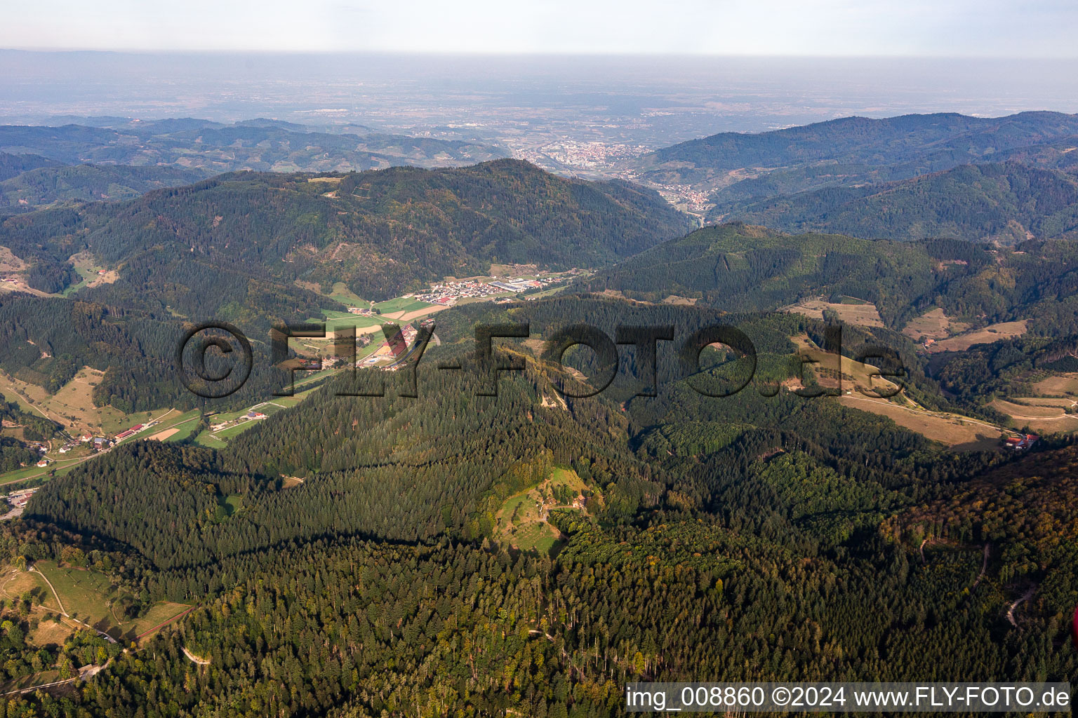 Vue aérienne de Höfle à Oppenau dans le département Bade-Wurtemberg, Allemagne