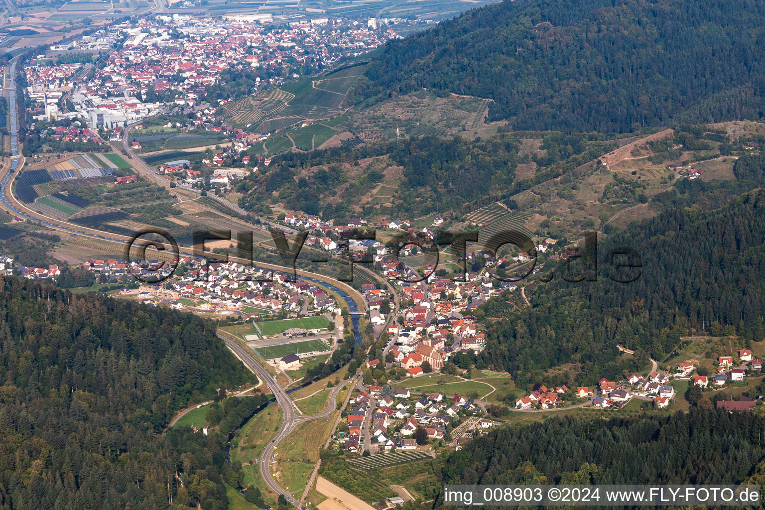 Vue aérienne de Lautenbach dans le département Bade-Wurtemberg, Allemagne