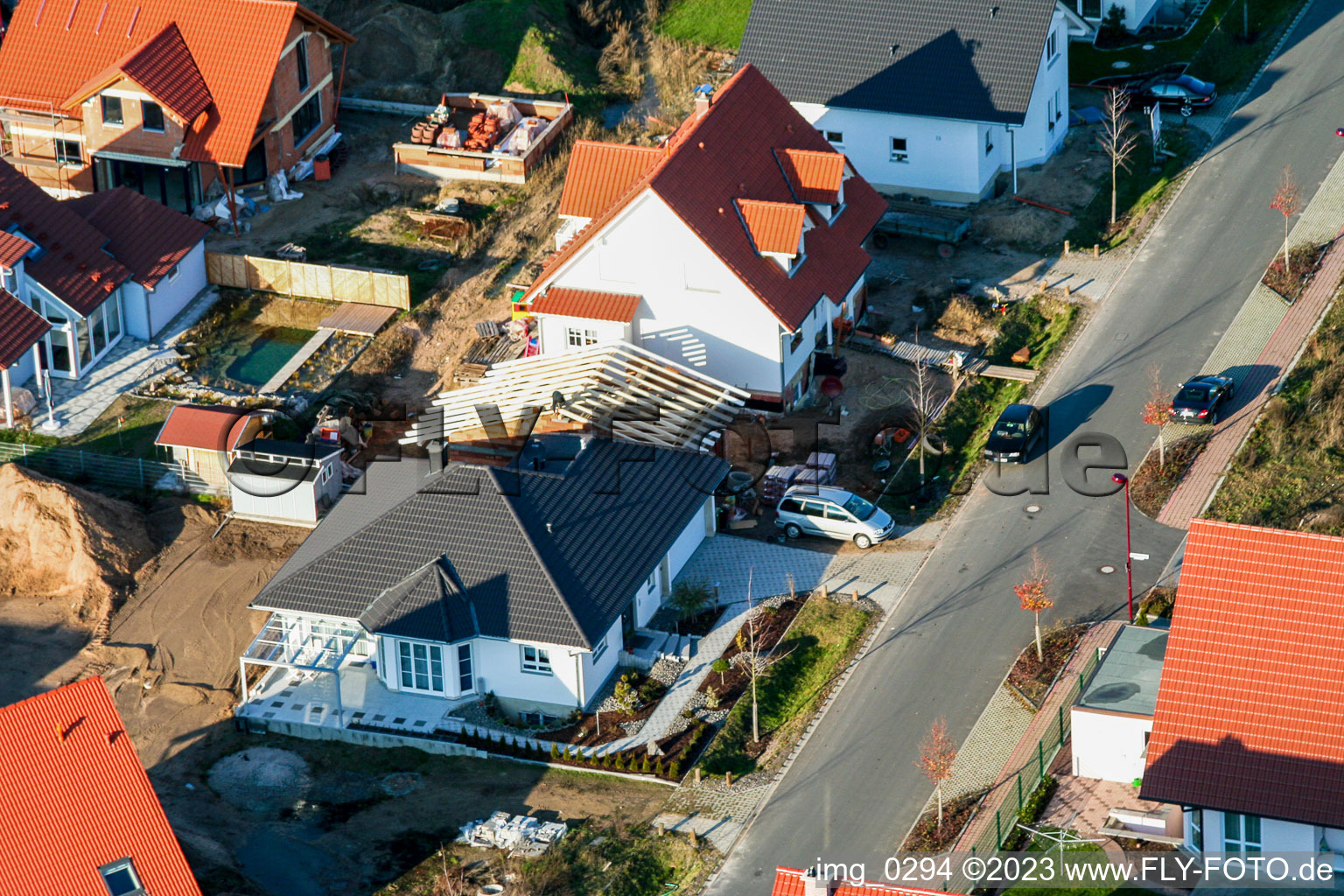 Nouvelle zone de développement au Tongruben à Rheinzabern dans le département Rhénanie-Palatinat, Allemagne vu d'un drone