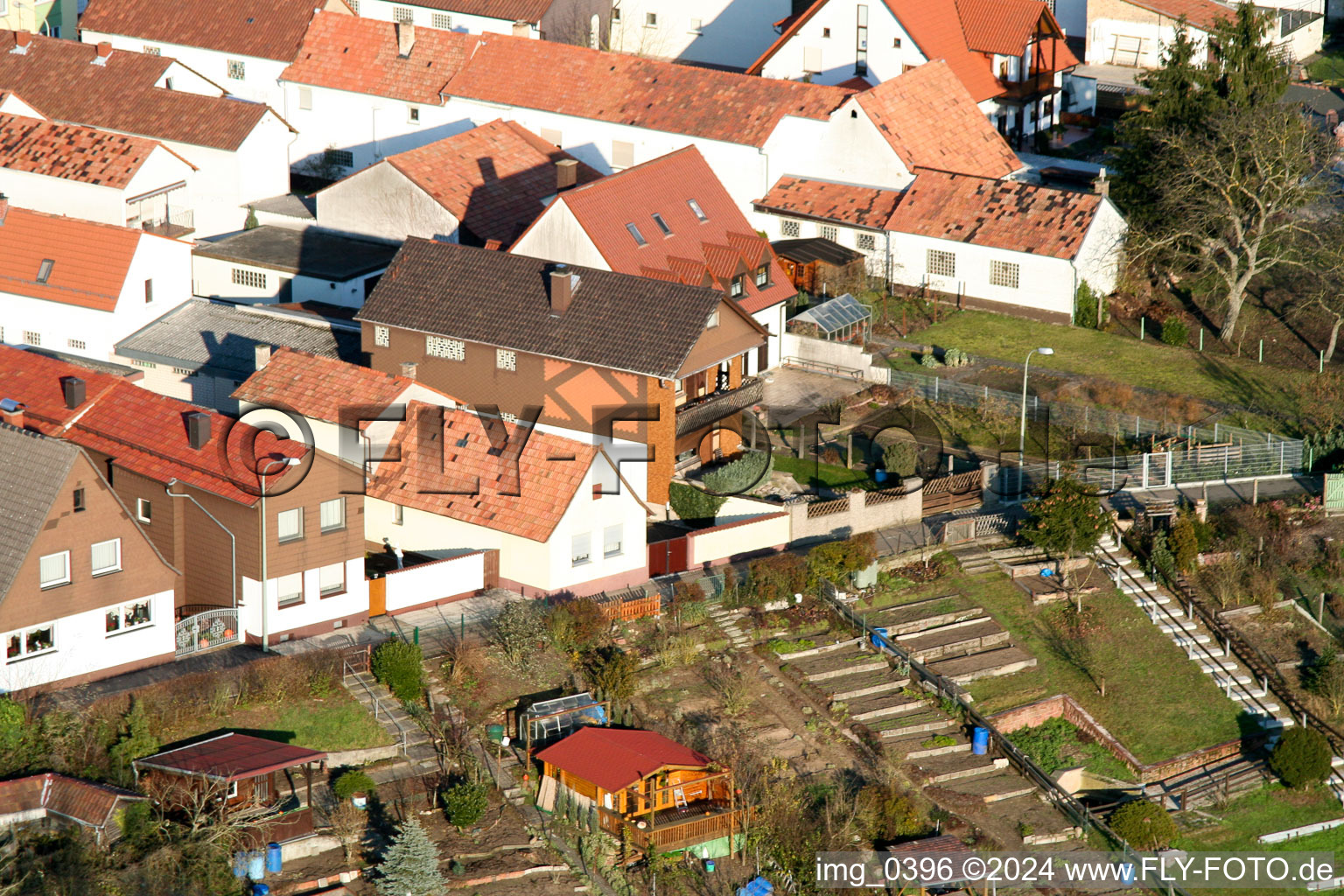 Vue d'oiseau de Bahnhofstr. à Jockgrim dans le département Rhénanie-Palatinat, Allemagne