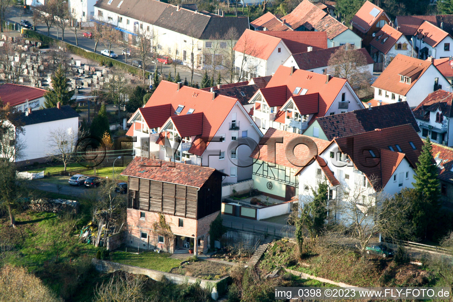 Enregistrement par drone de Bahnhofstr. à Jockgrim dans le département Rhénanie-Palatinat, Allemagne