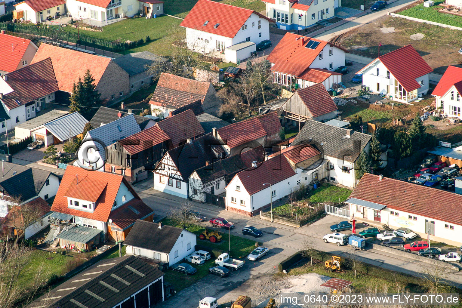Vue aérienne de Rue Haupt à Dierbach dans le département Rhénanie-Palatinat, Allemagne