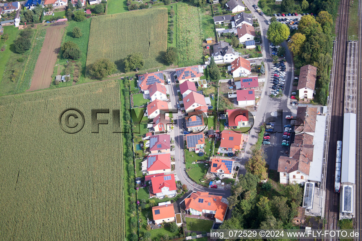 Vue oblique de Gare à Winden dans le département Rhénanie-Palatinat, Allemagne